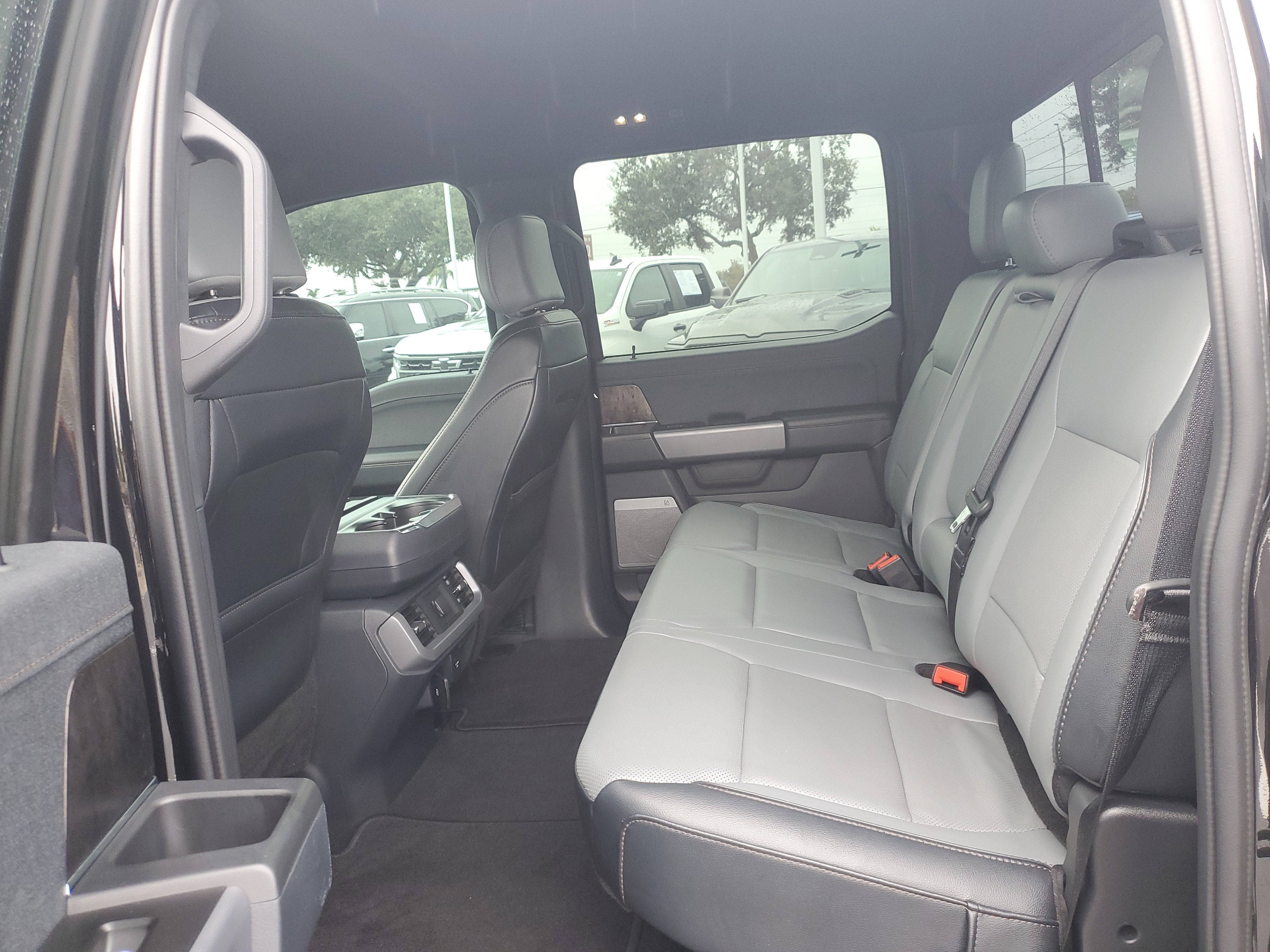 2023 Ford F-150 Lightning LARIAT