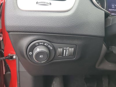 2020 Jeep Compass Latitude w/Sun/Safety Pkg