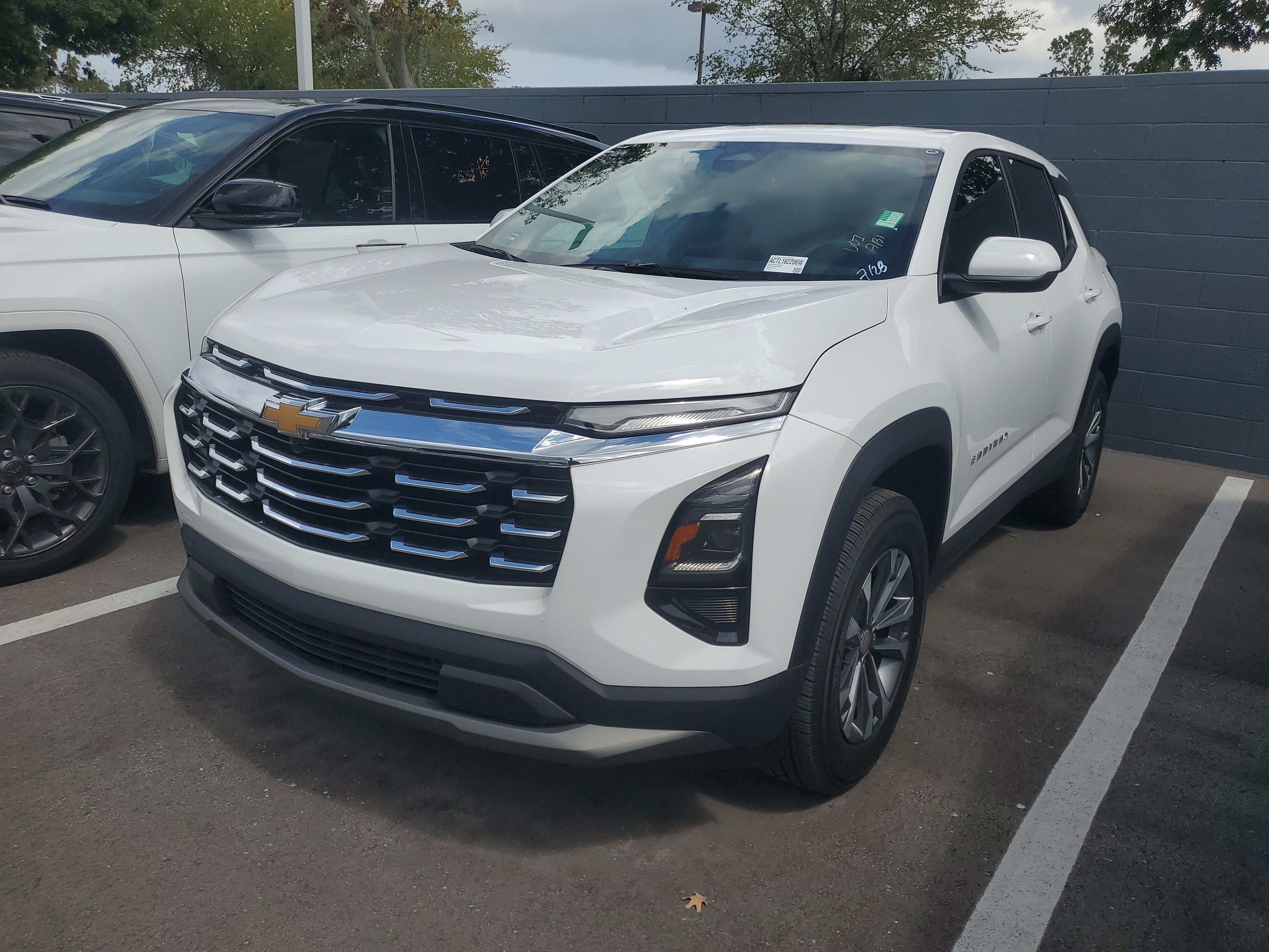 2026 Chevrolet Equinox FWD LT