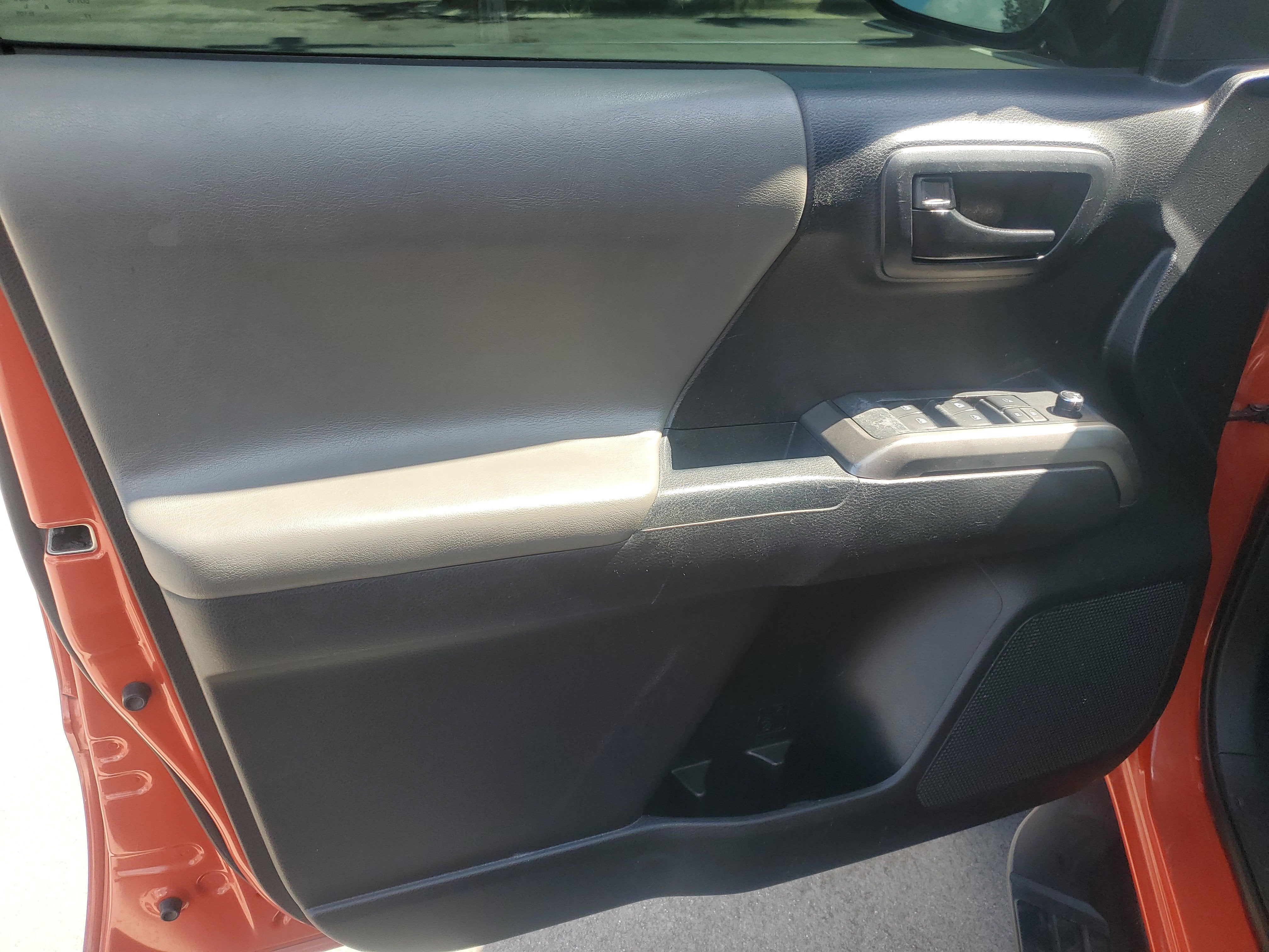 2017 Toyota Tacoma SR5