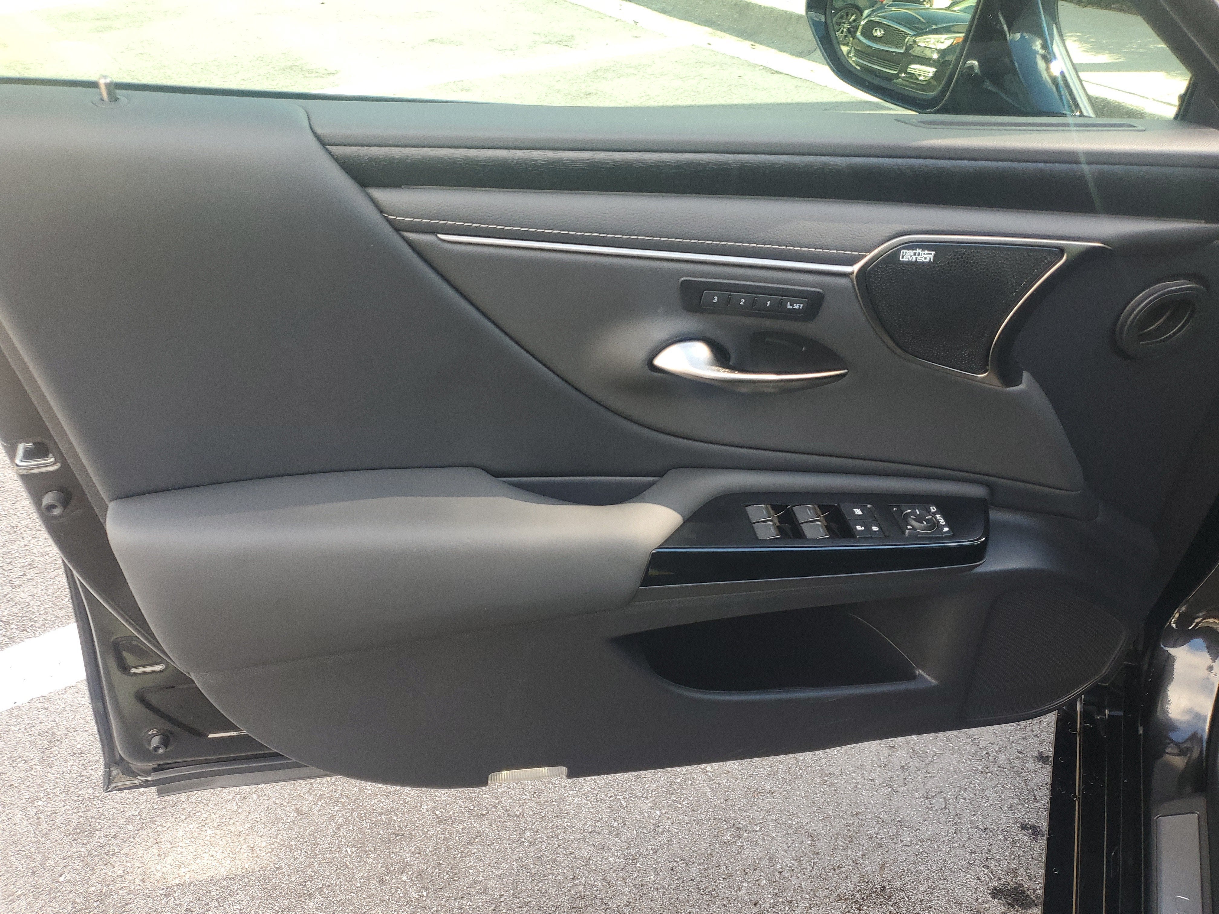 2025 Lexus ES ES 350