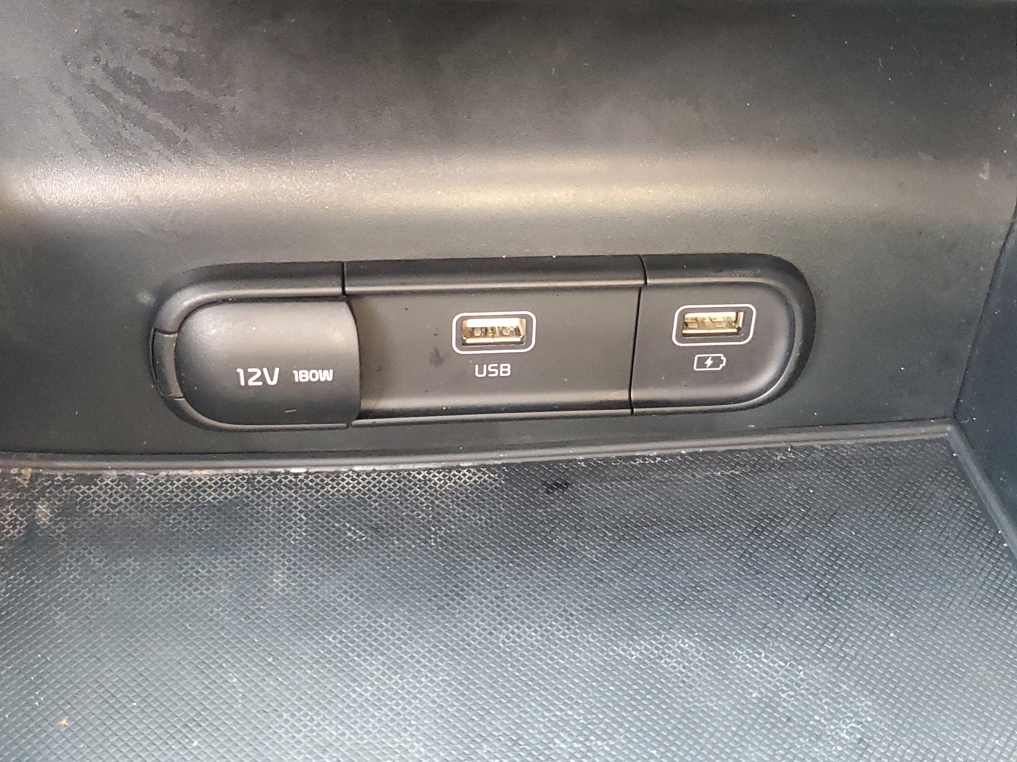 2022 Kia K5 EX