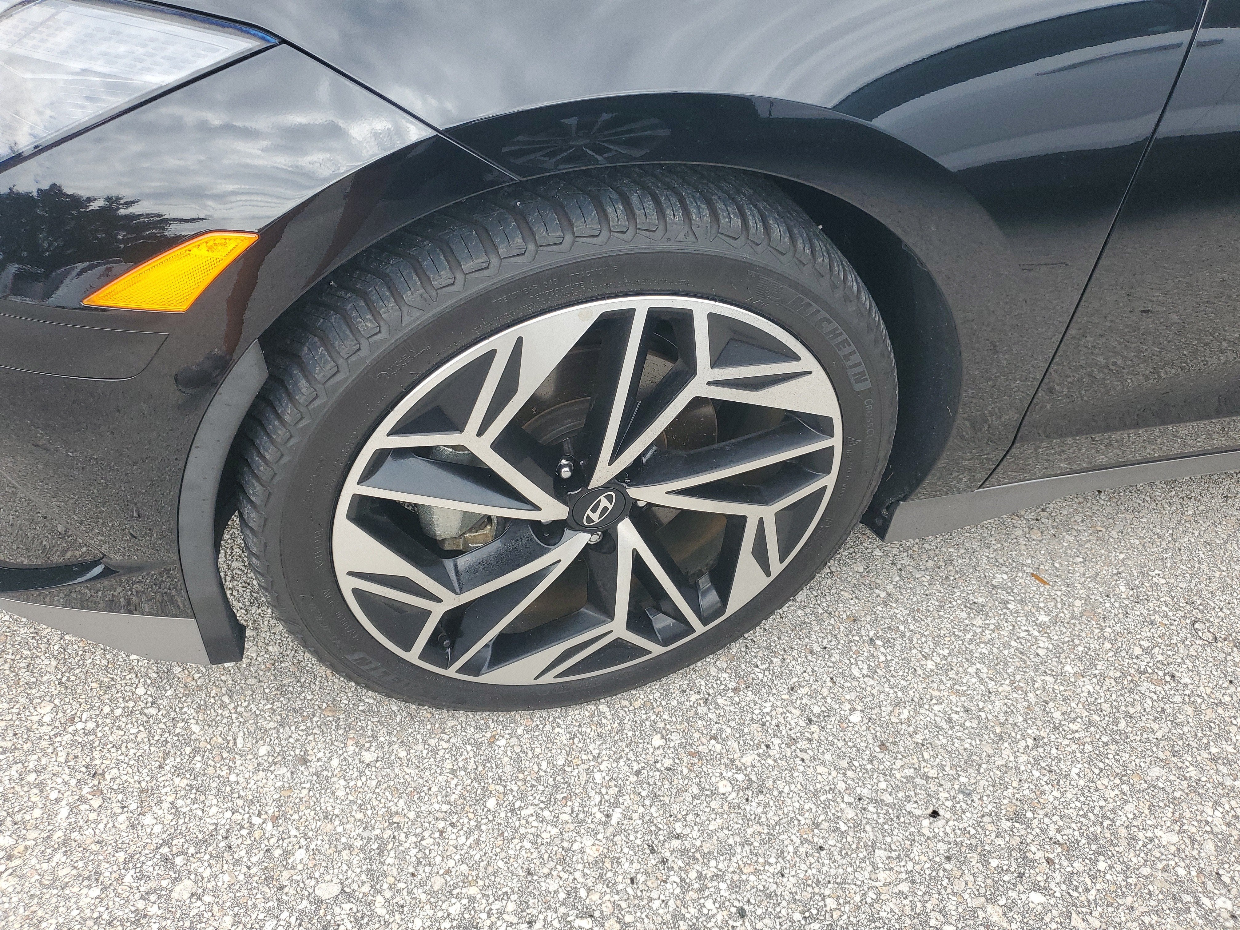 2024 Hyundai IONIQ 6 SEL