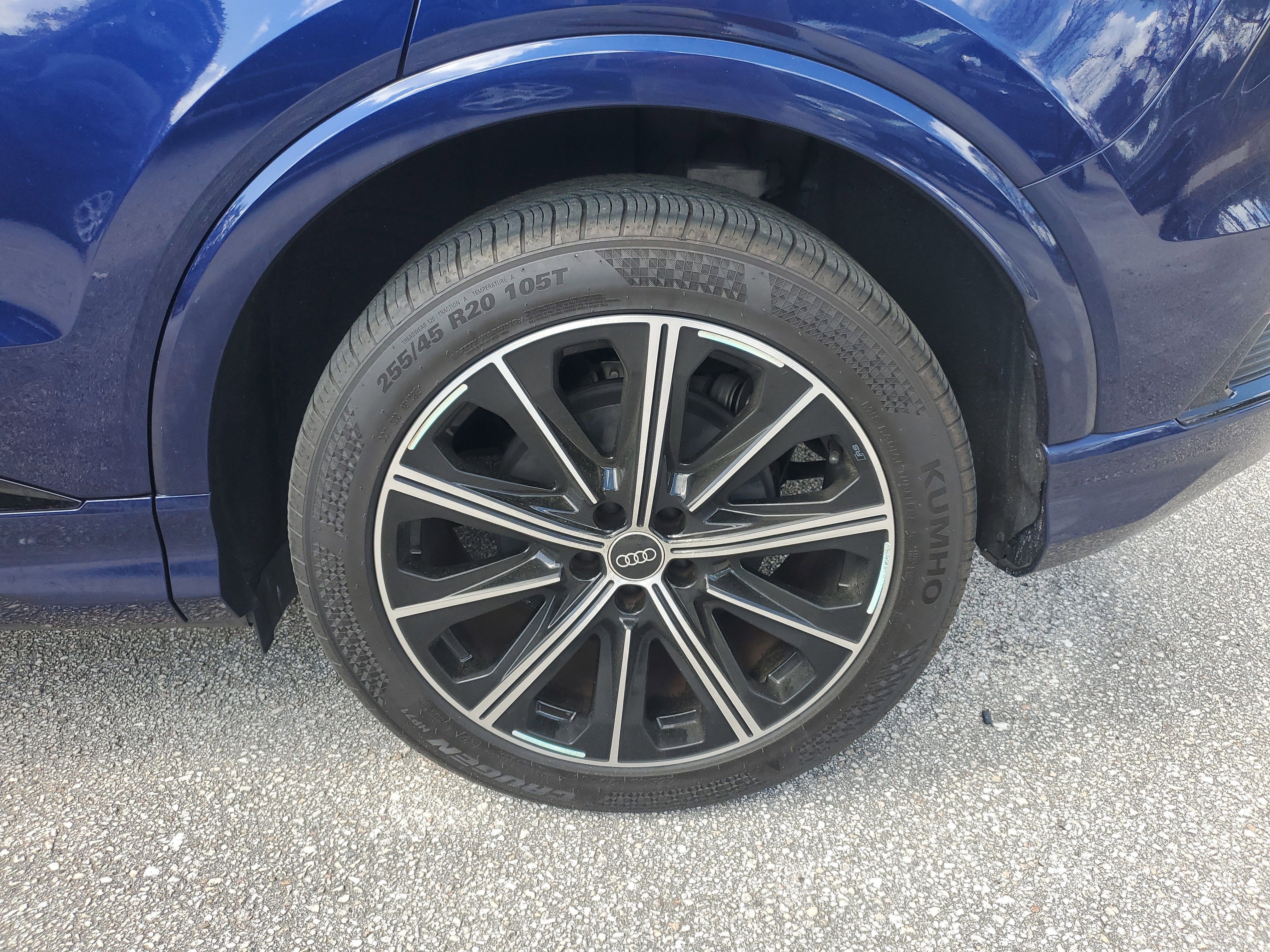 2022 Audi Q4 e-tron Premium Plus