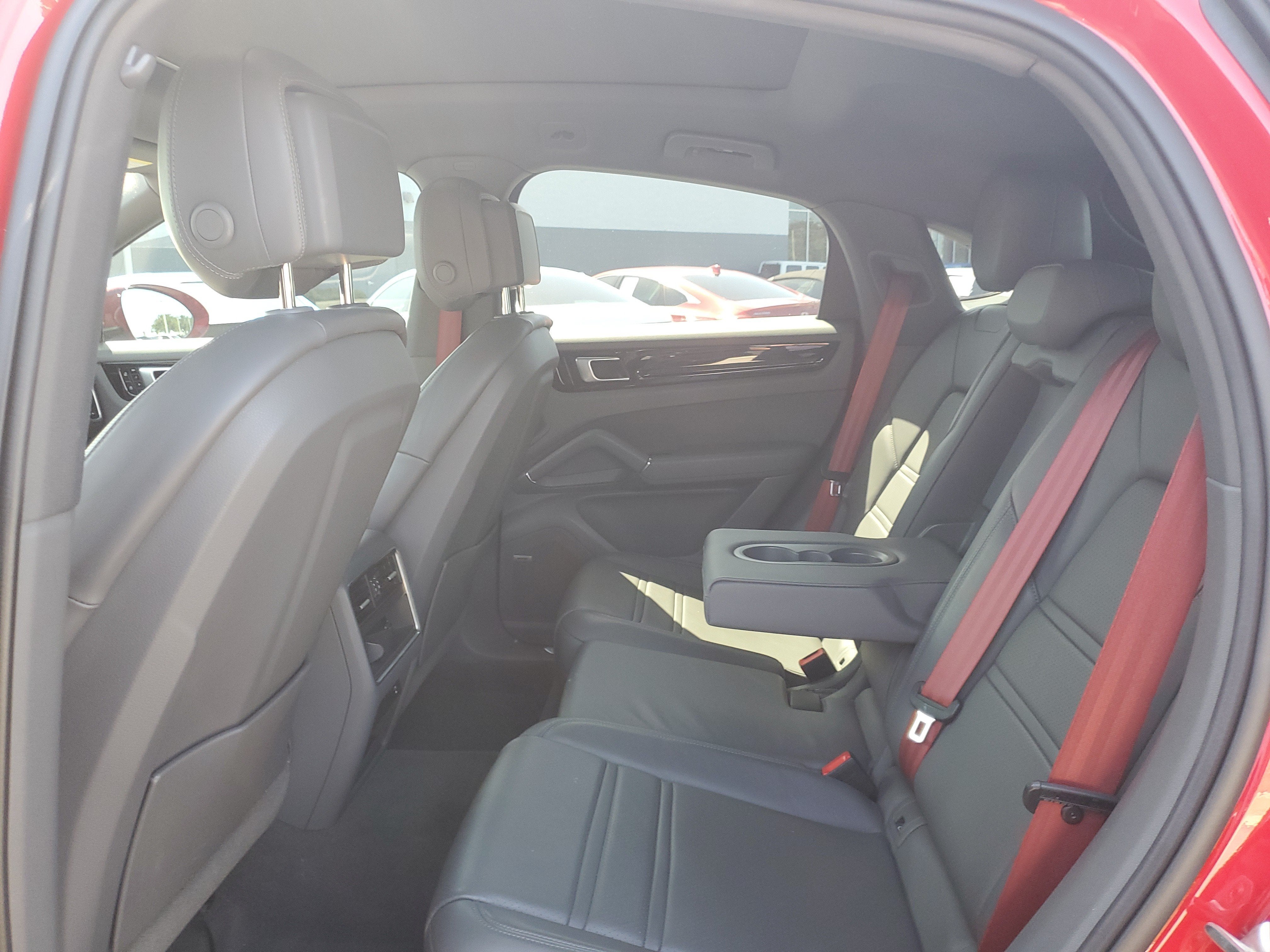 2021 Porsche Cayenne Base