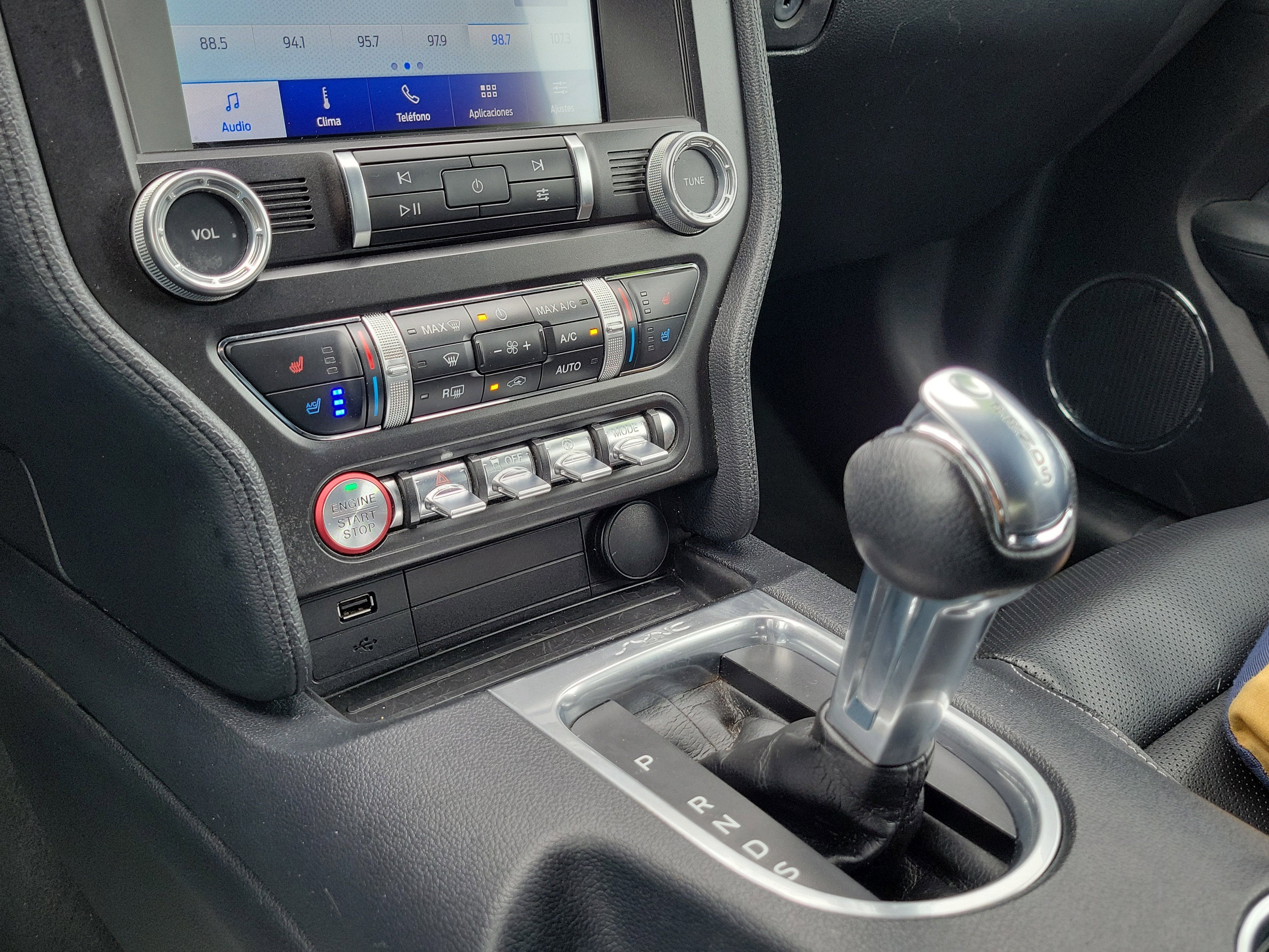 2022 Ford Mustang EcoBoost Premium