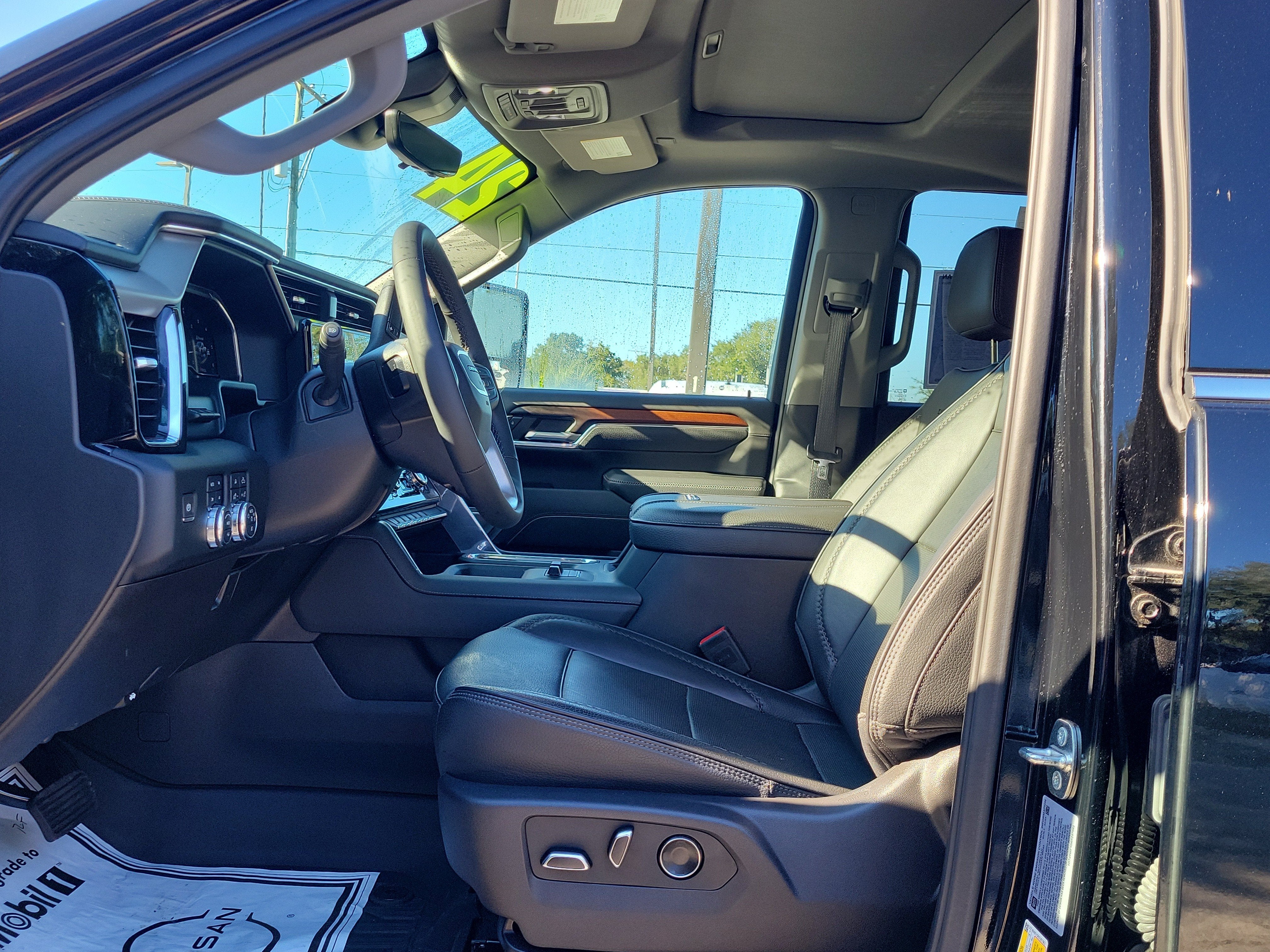 2024 GMC Sierra 3500HD Denali
