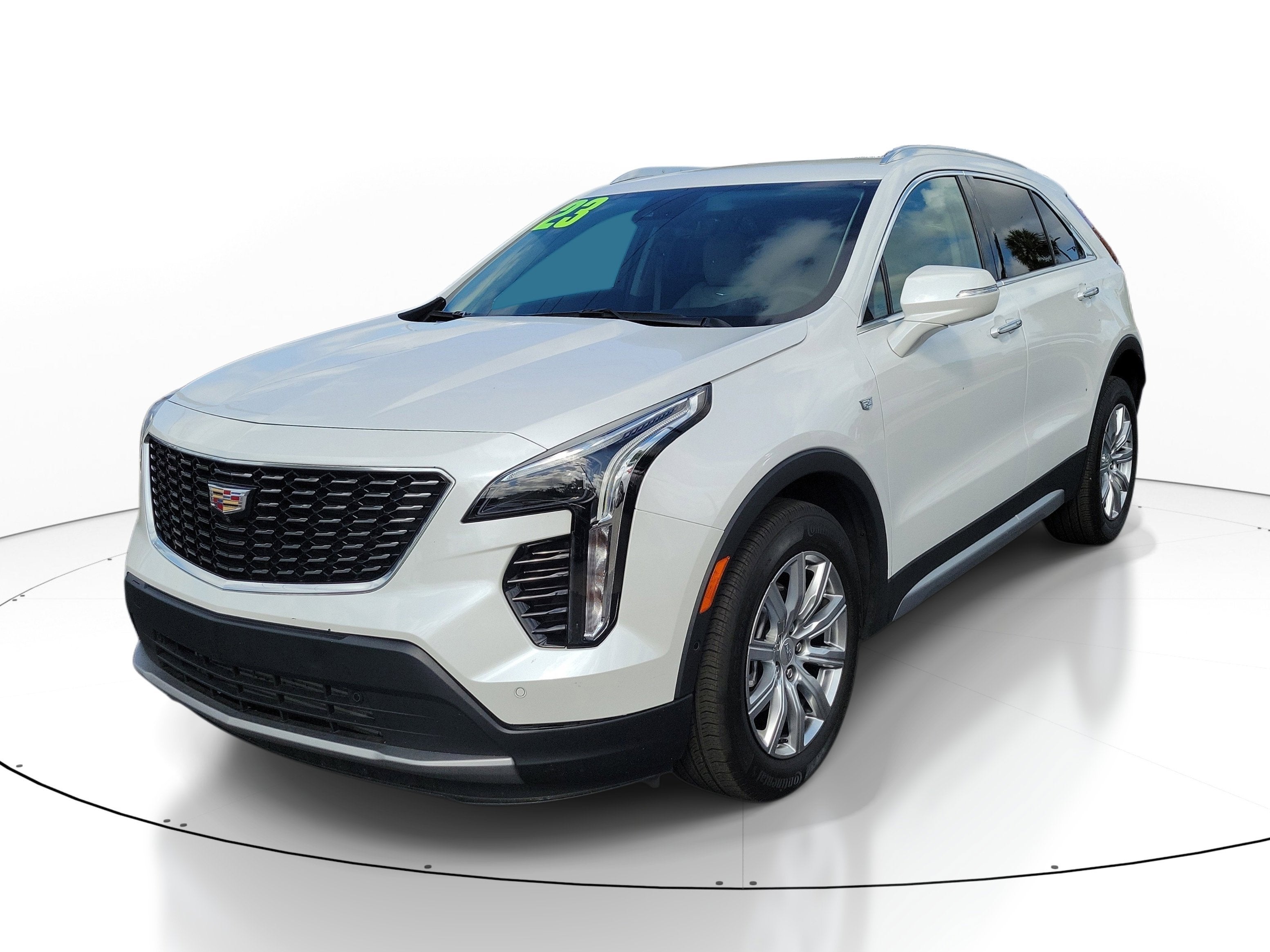 2023 Cadillac XT4 FWD Premium Luxury