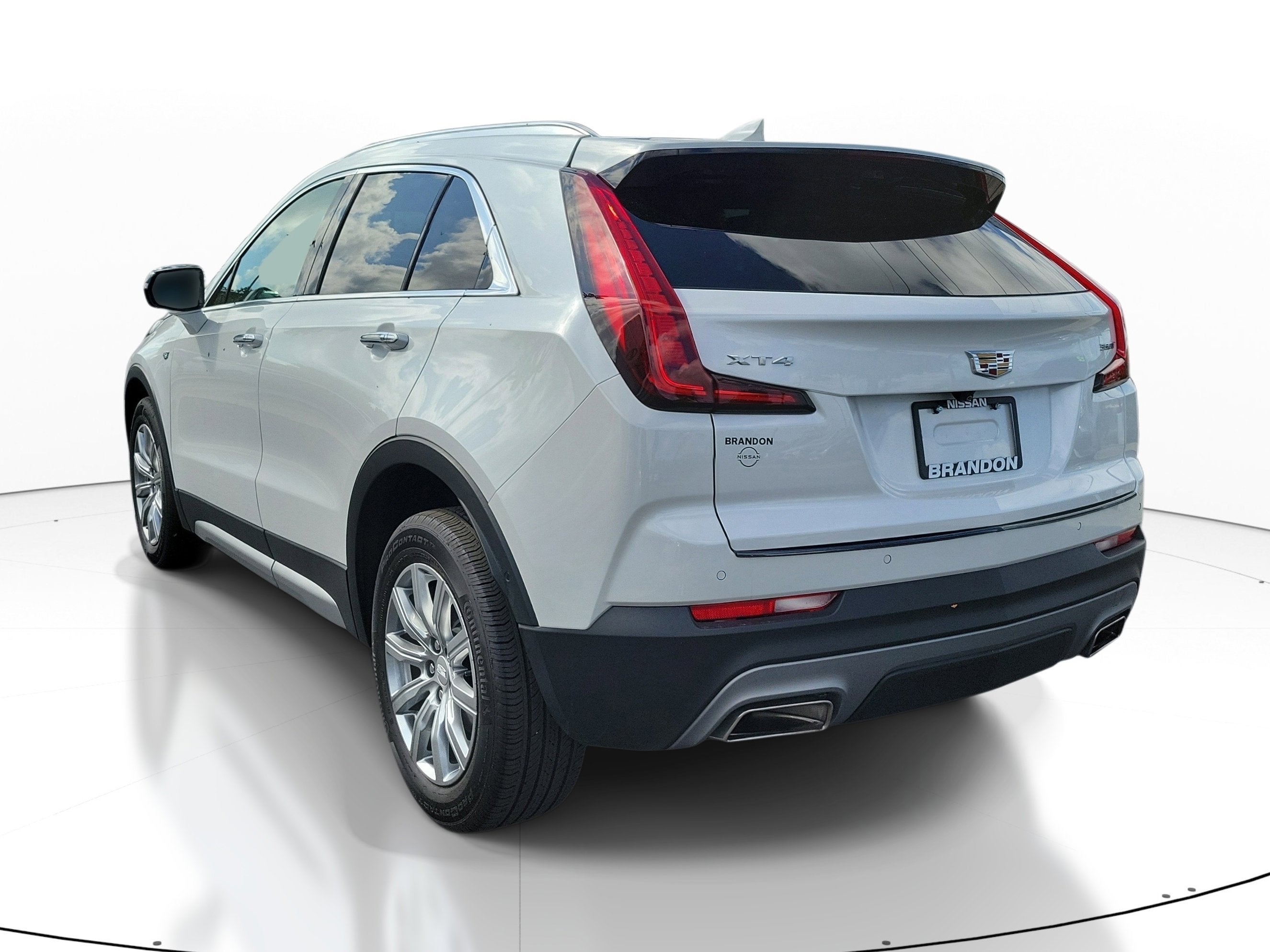 2023 Cadillac XT4 FWD Premium Luxury