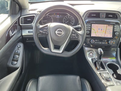 2023 Nissan Maxima SV