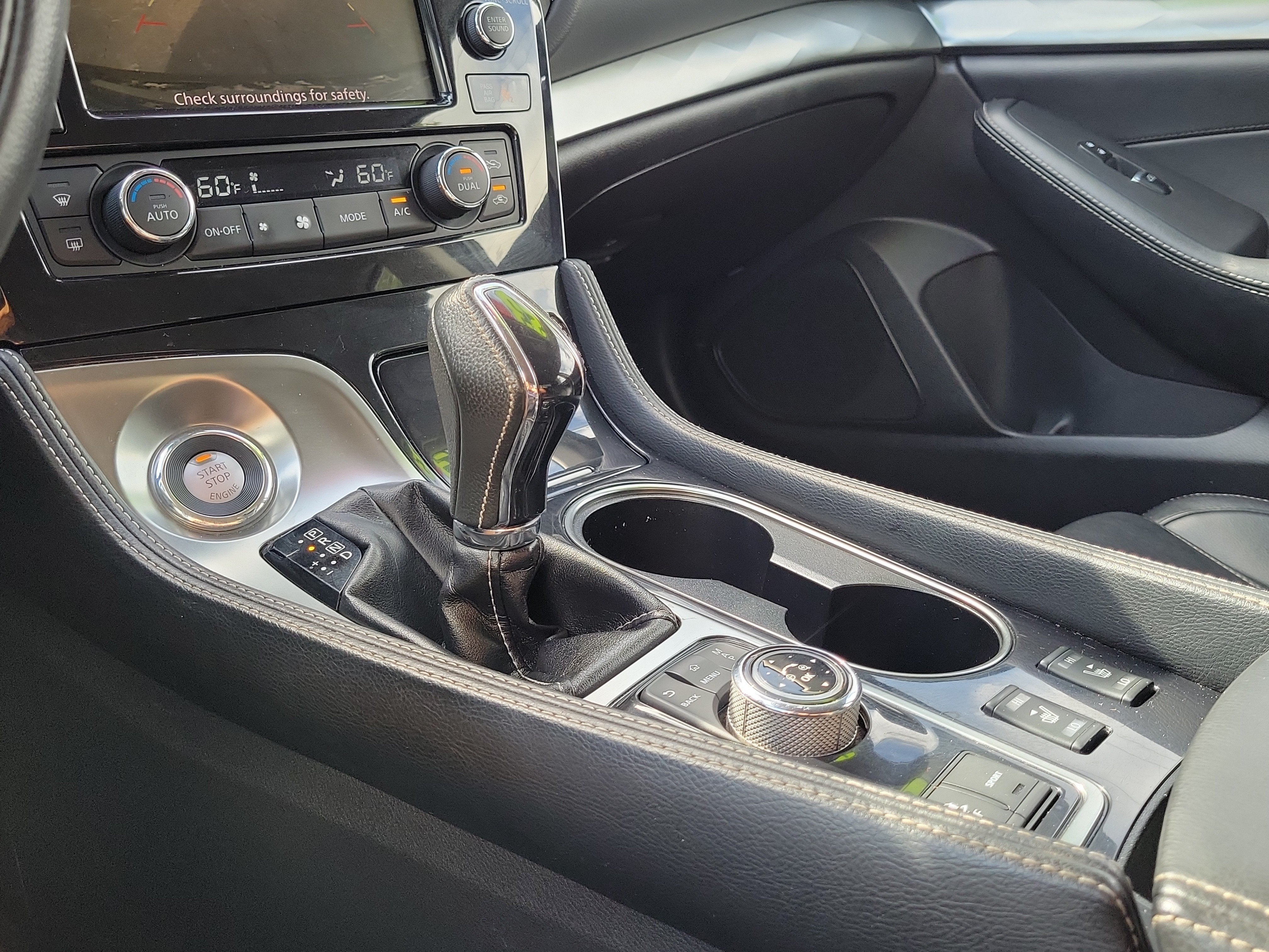 2023 Nissan Maxima SV