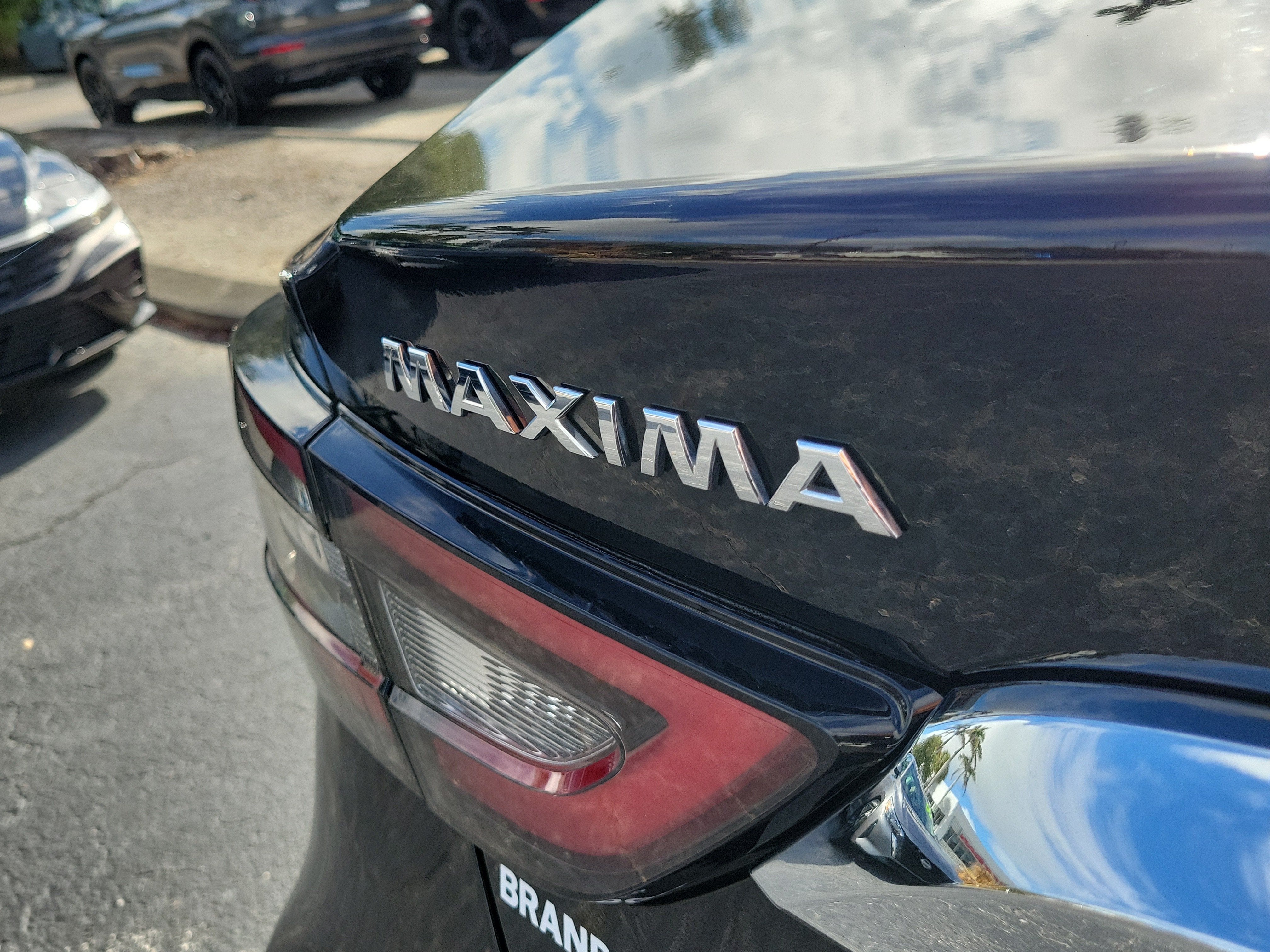 2023 Nissan Maxima SV