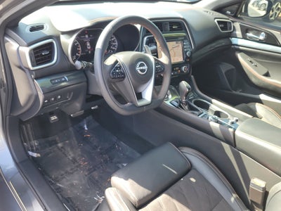 2023 Nissan Maxima SR