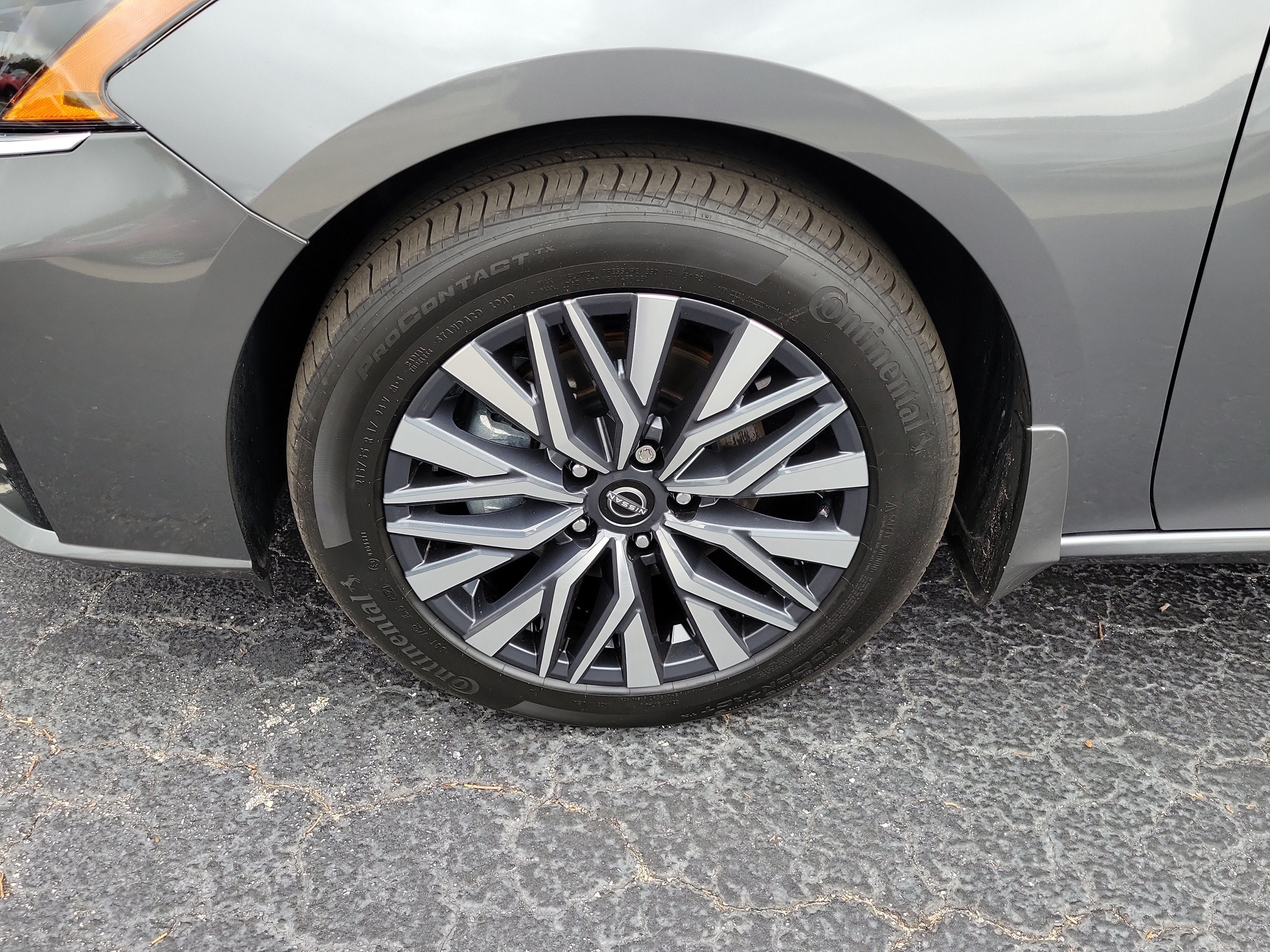 2023 Nissan Altima 2.5 SV