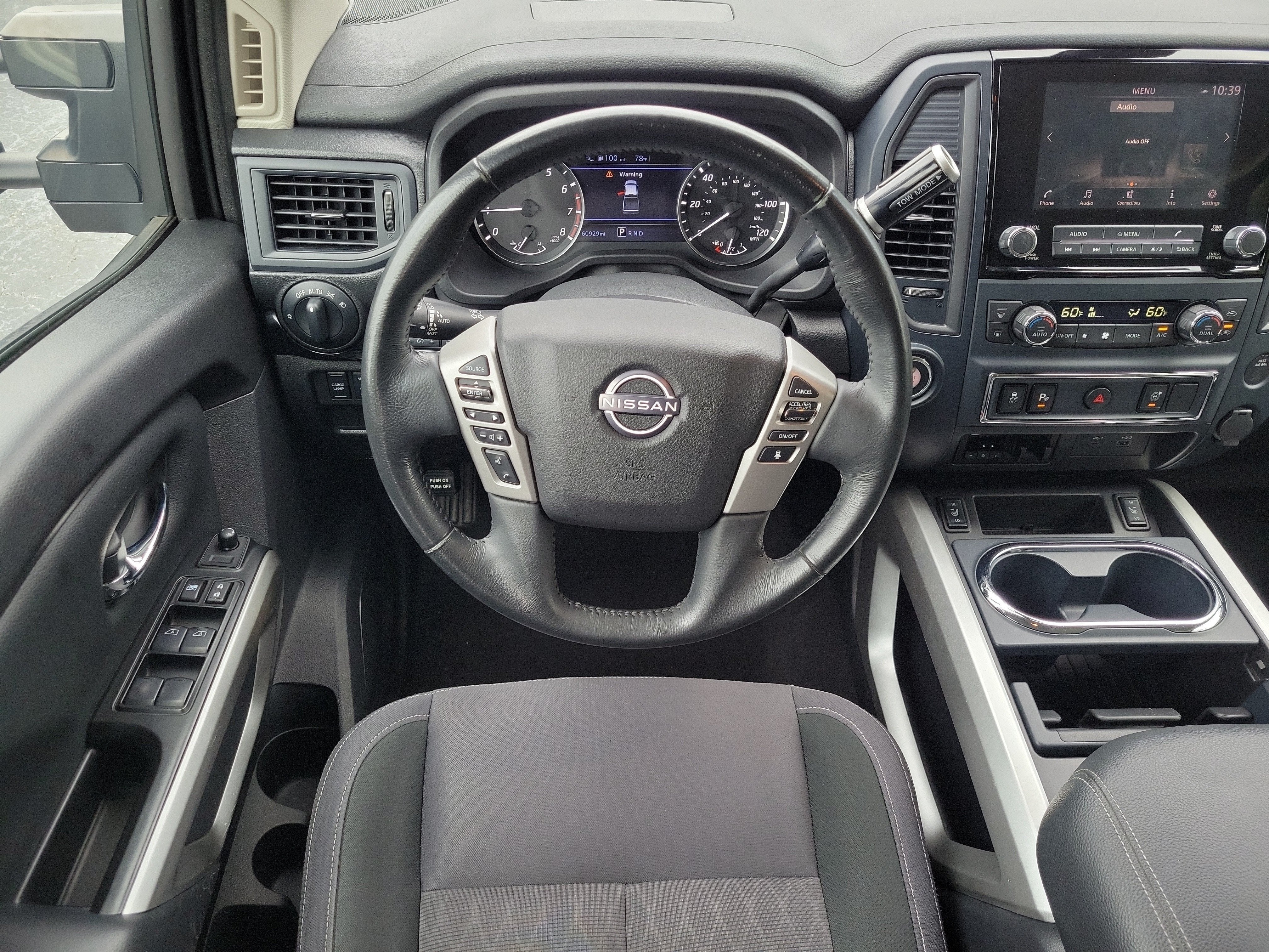 2023 Nissan Titan SV