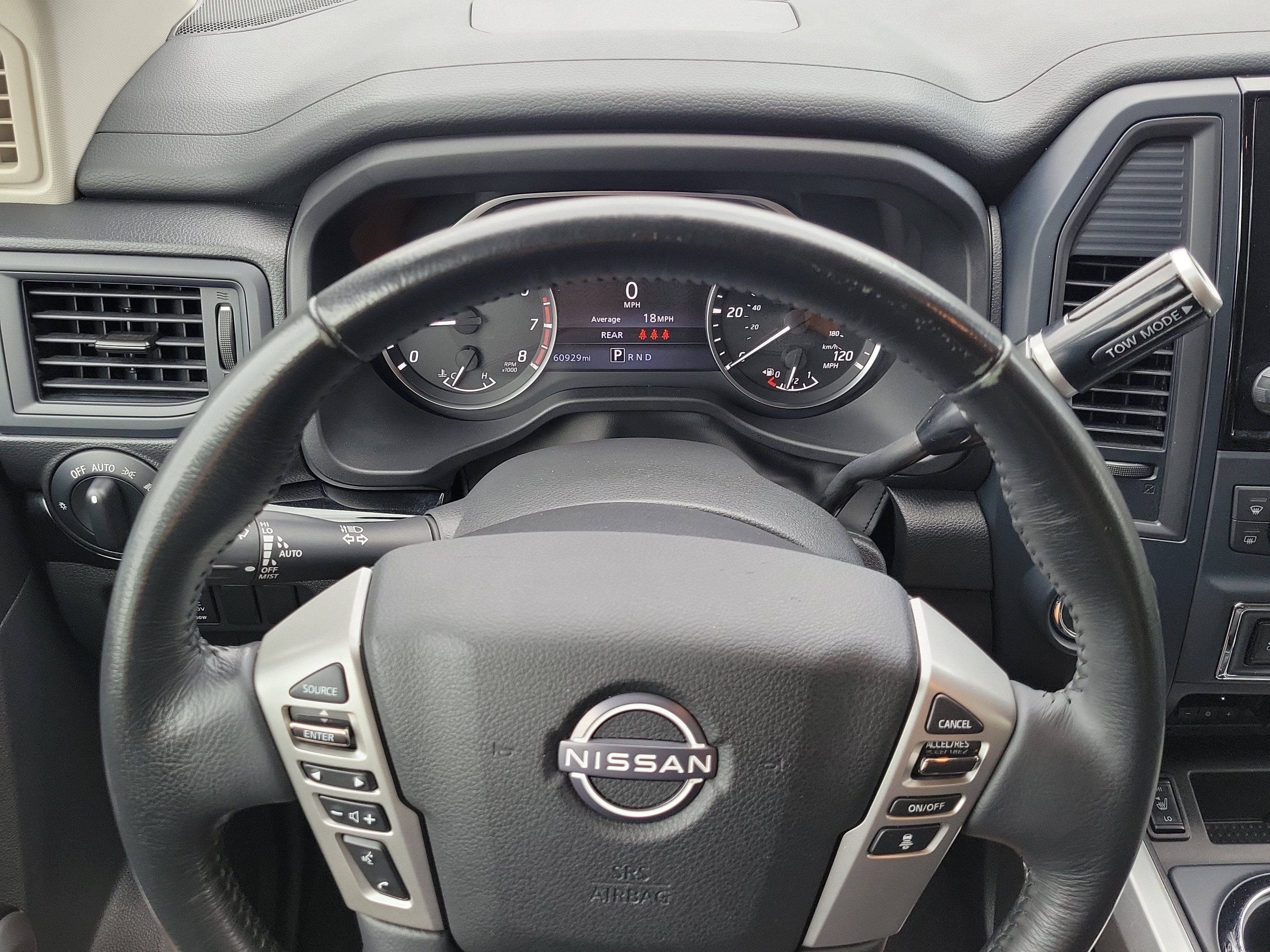 2023 Nissan Titan SV