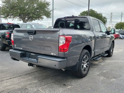 2023 Nissan Titan SV