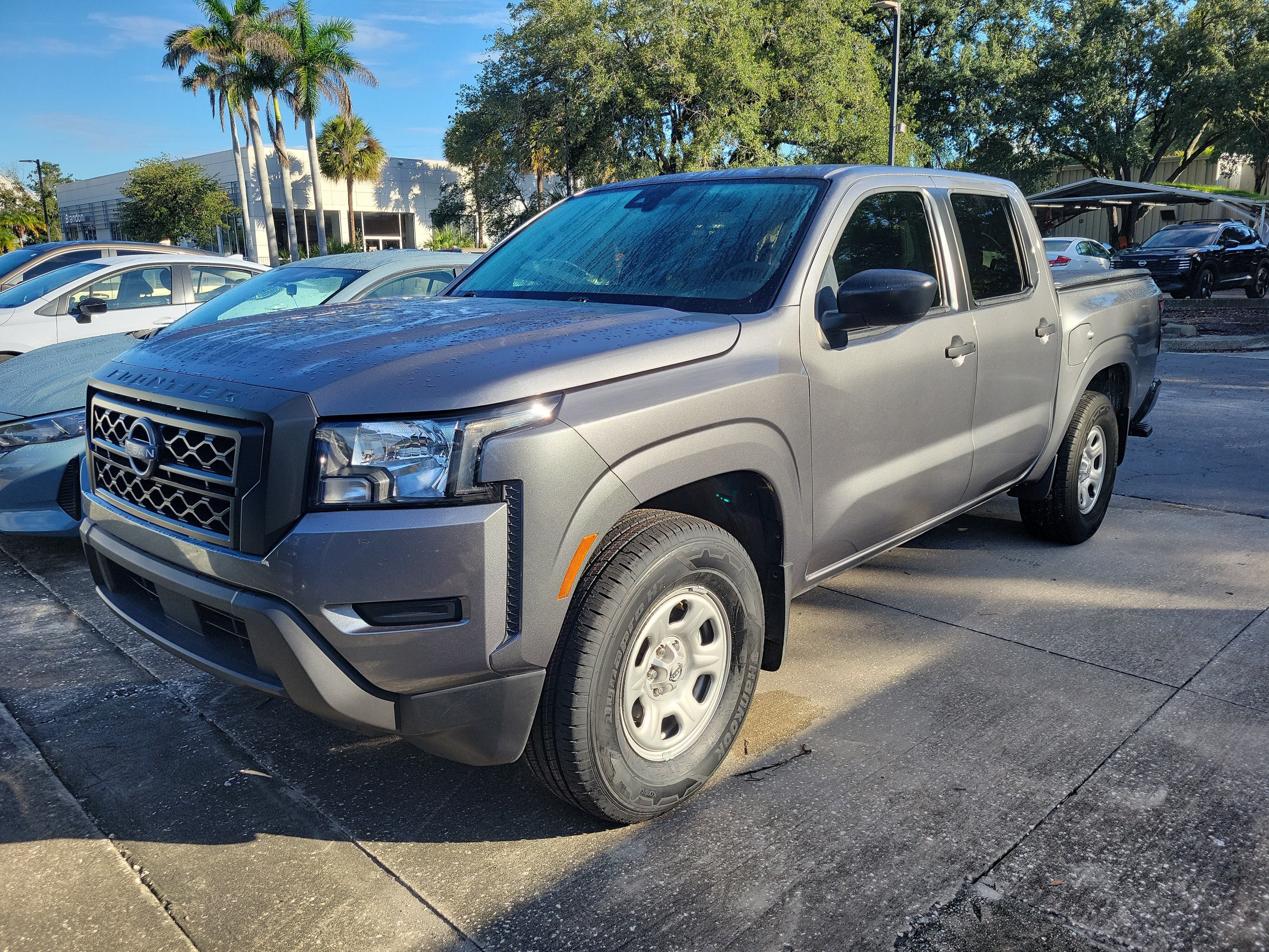 2023 Nissan Frontier S