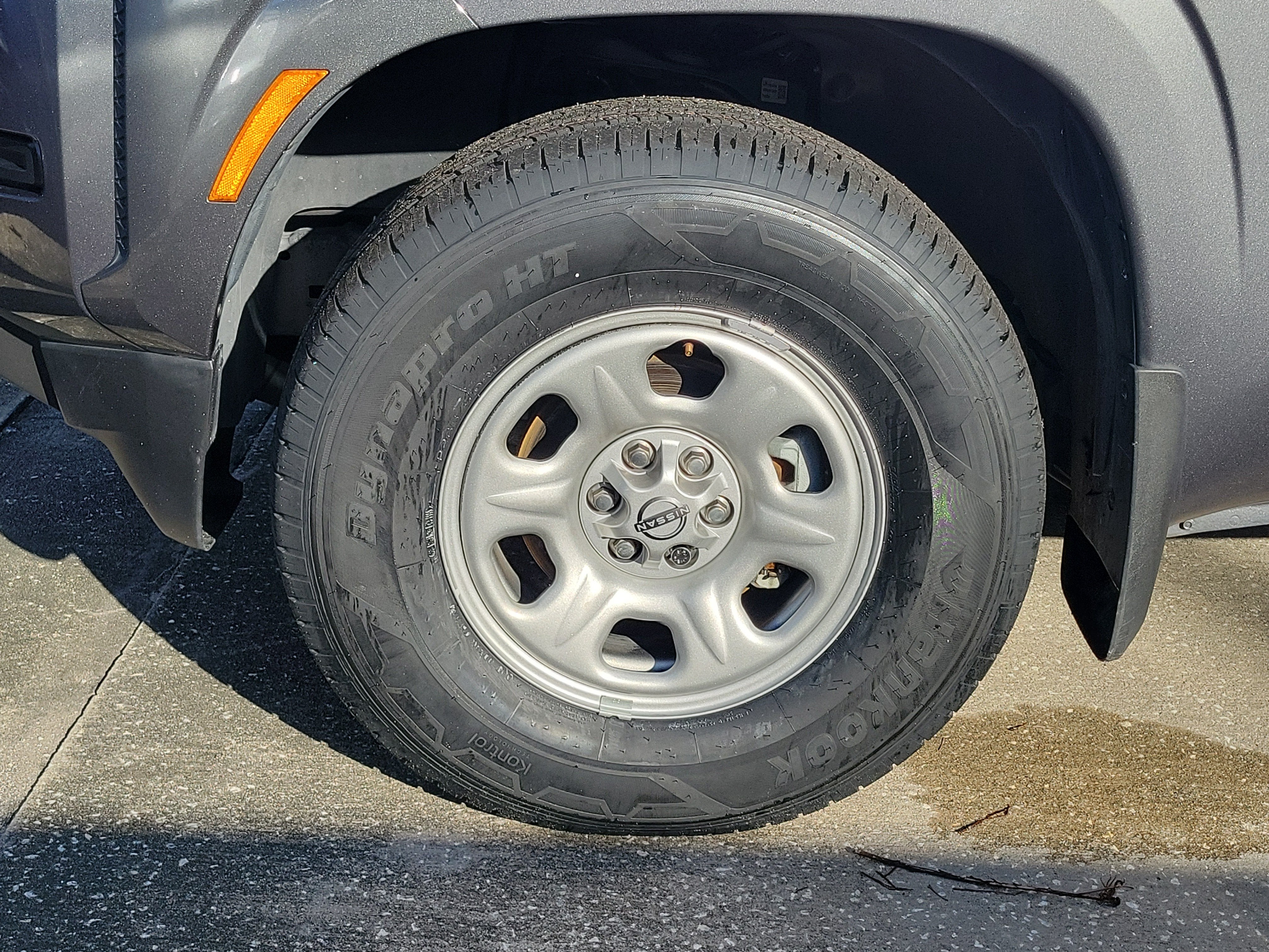 2023 Nissan Frontier S