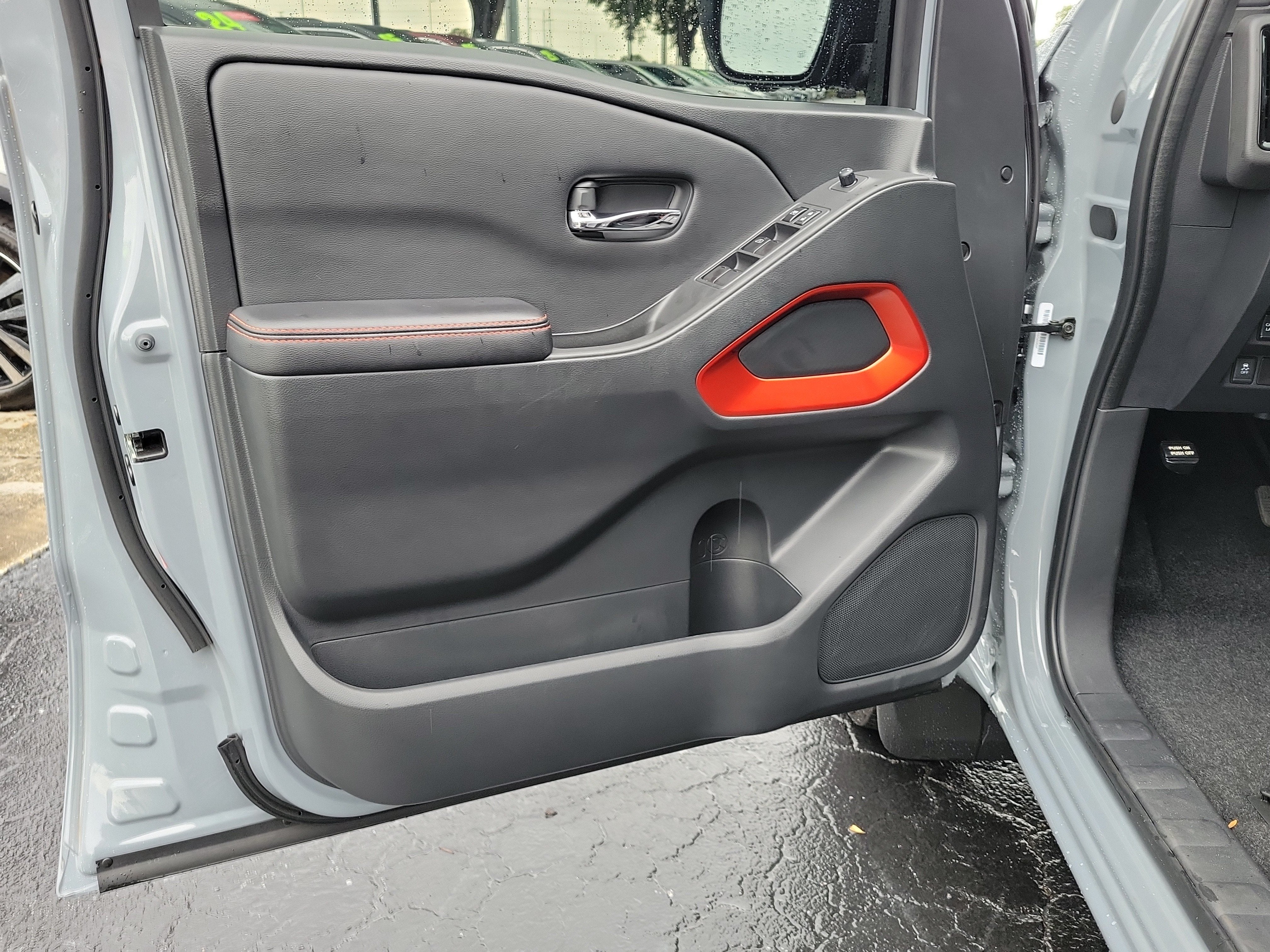 2025 Nissan Frontier PRO-X