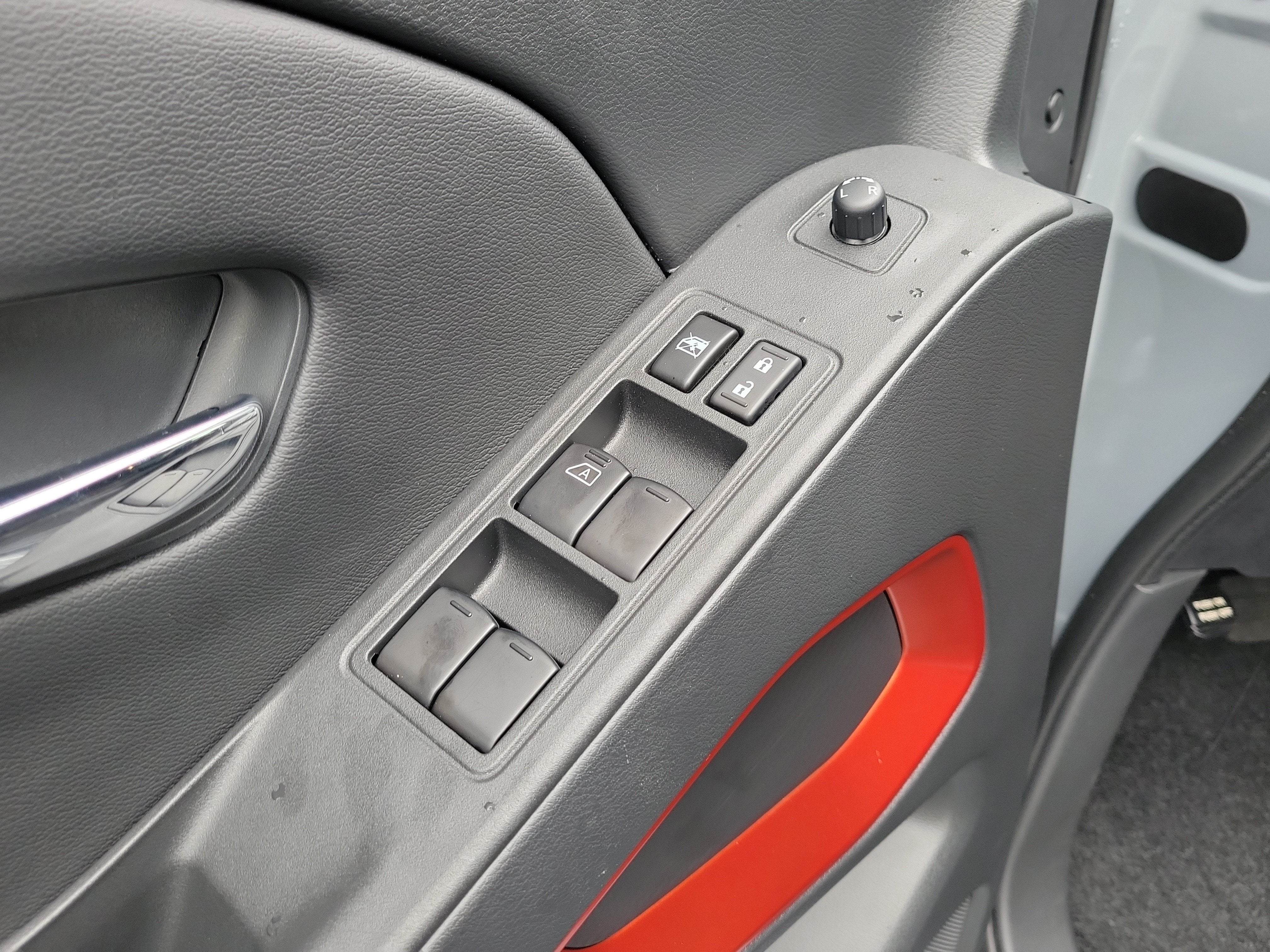 2025 Nissan Frontier PRO-X