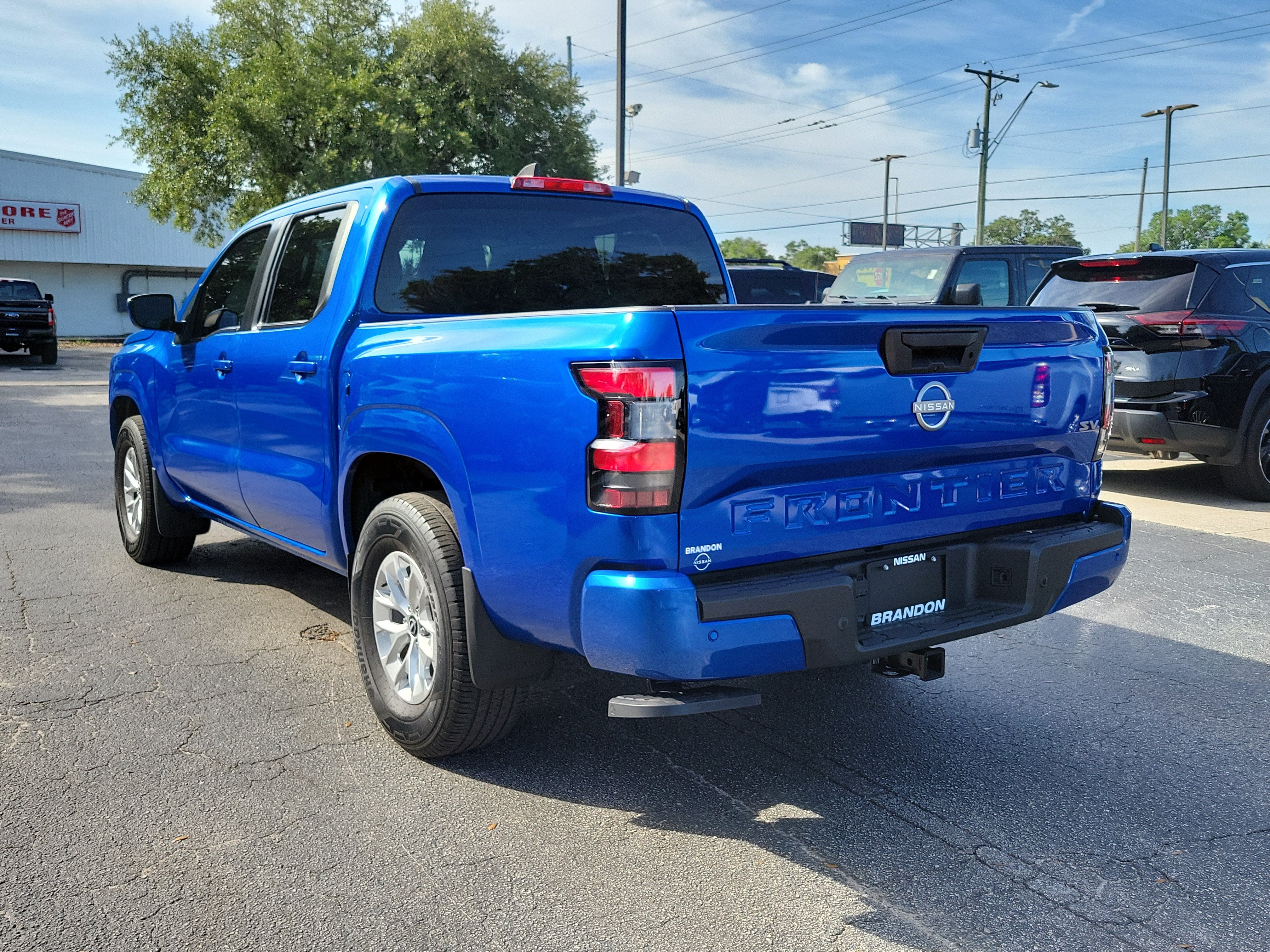 2024 Nissan Frontier SV
