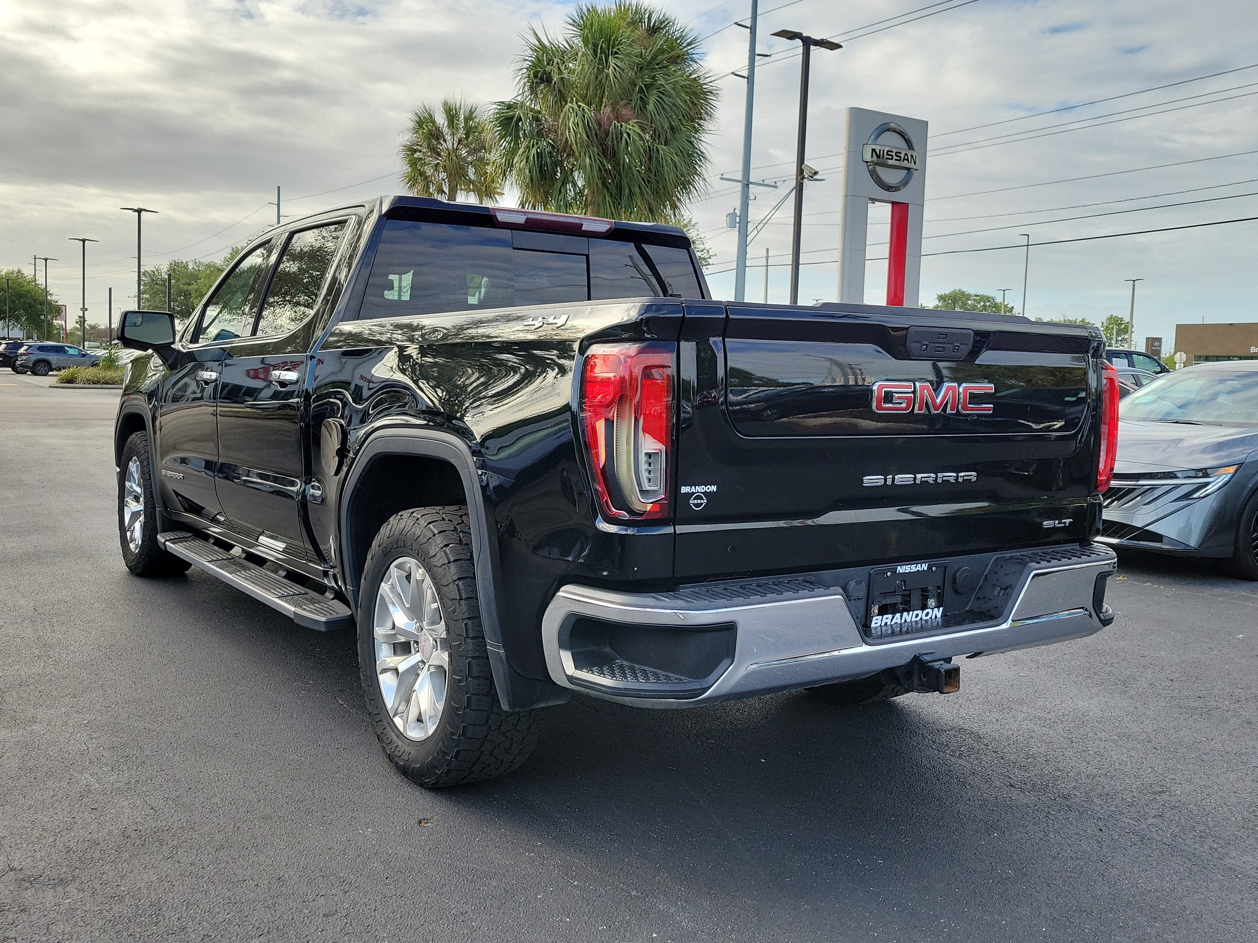 2019 GMC Sierra 1500 SLT