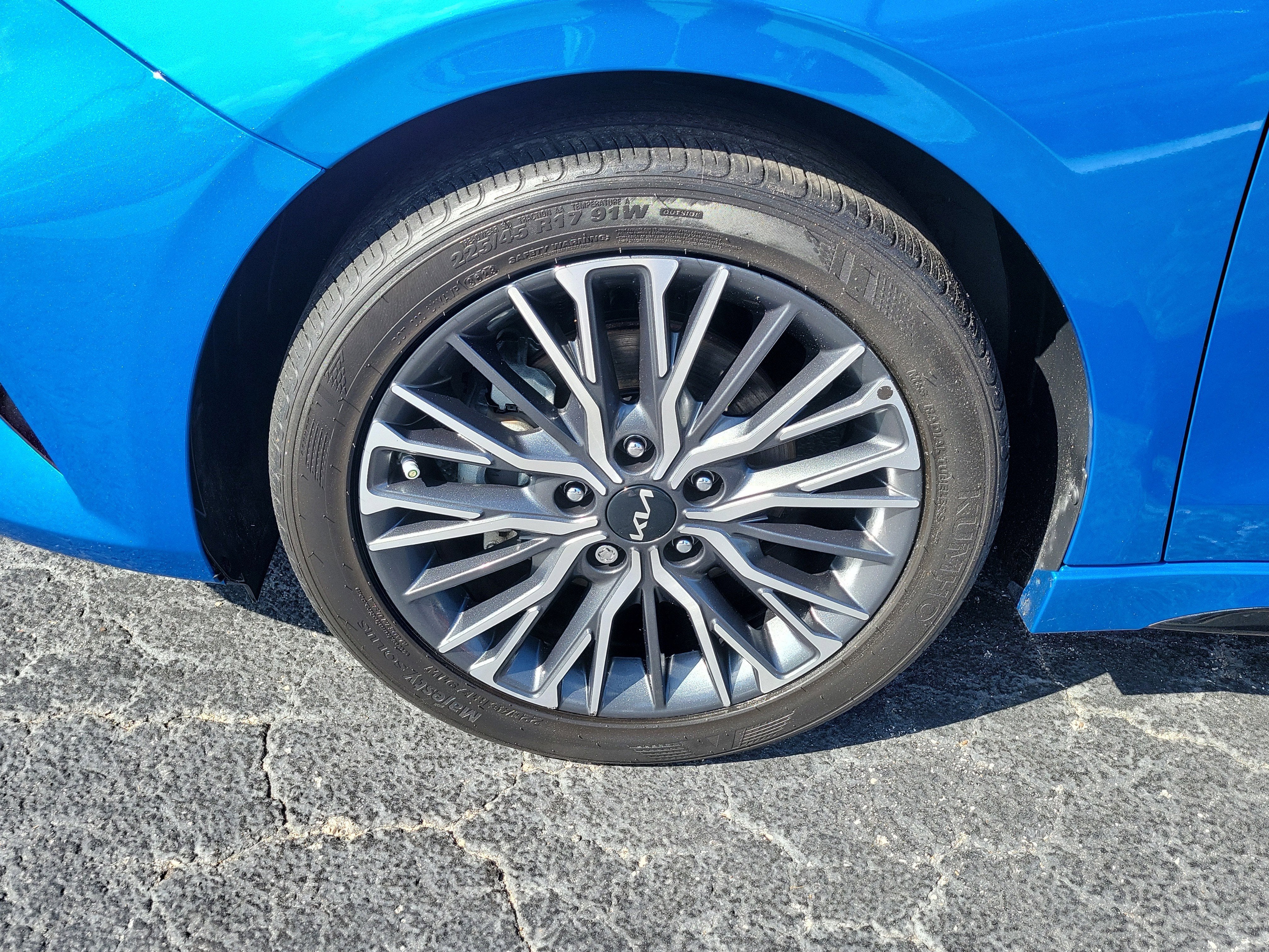 2024 Kia Forte GT-Line