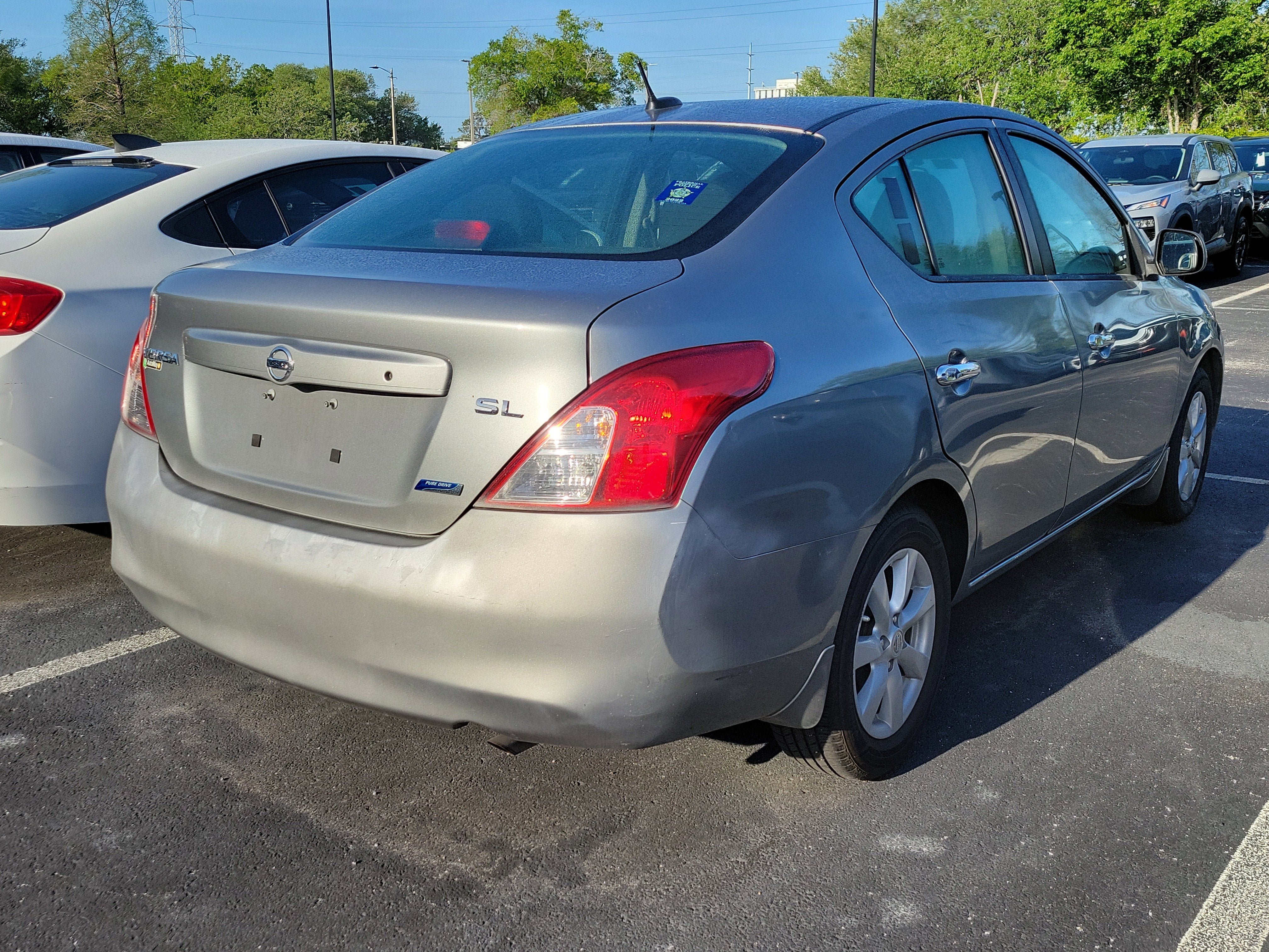 2012 Nissan Versa SL