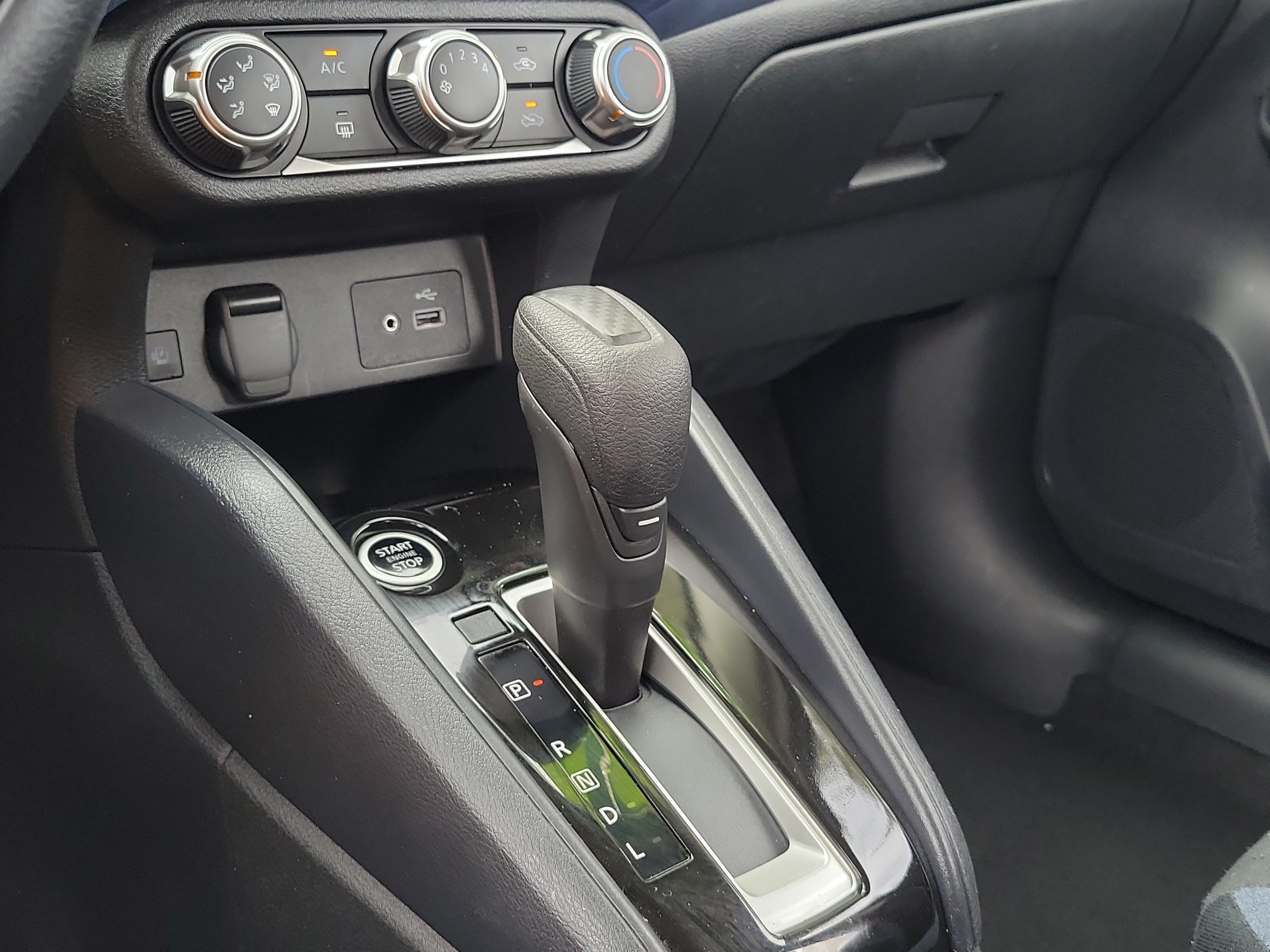 2024 Nissan Versa SV