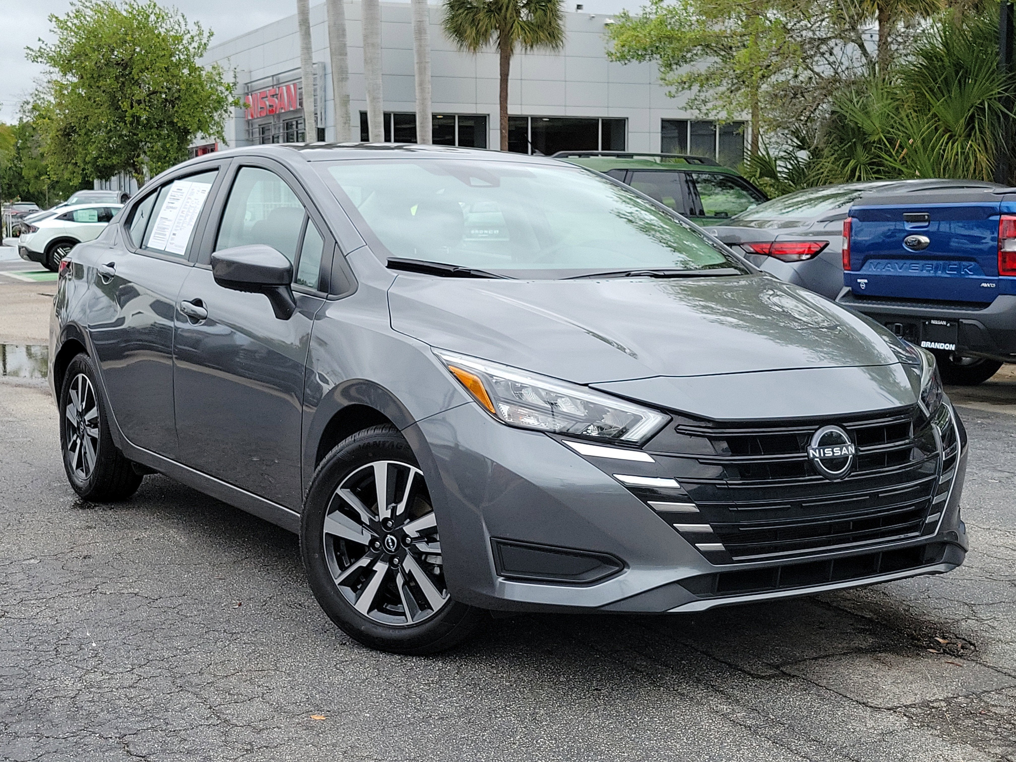 2025 Nissan Versa SV