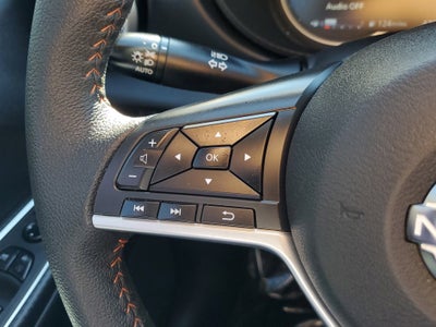 2023 Nissan Versa SR