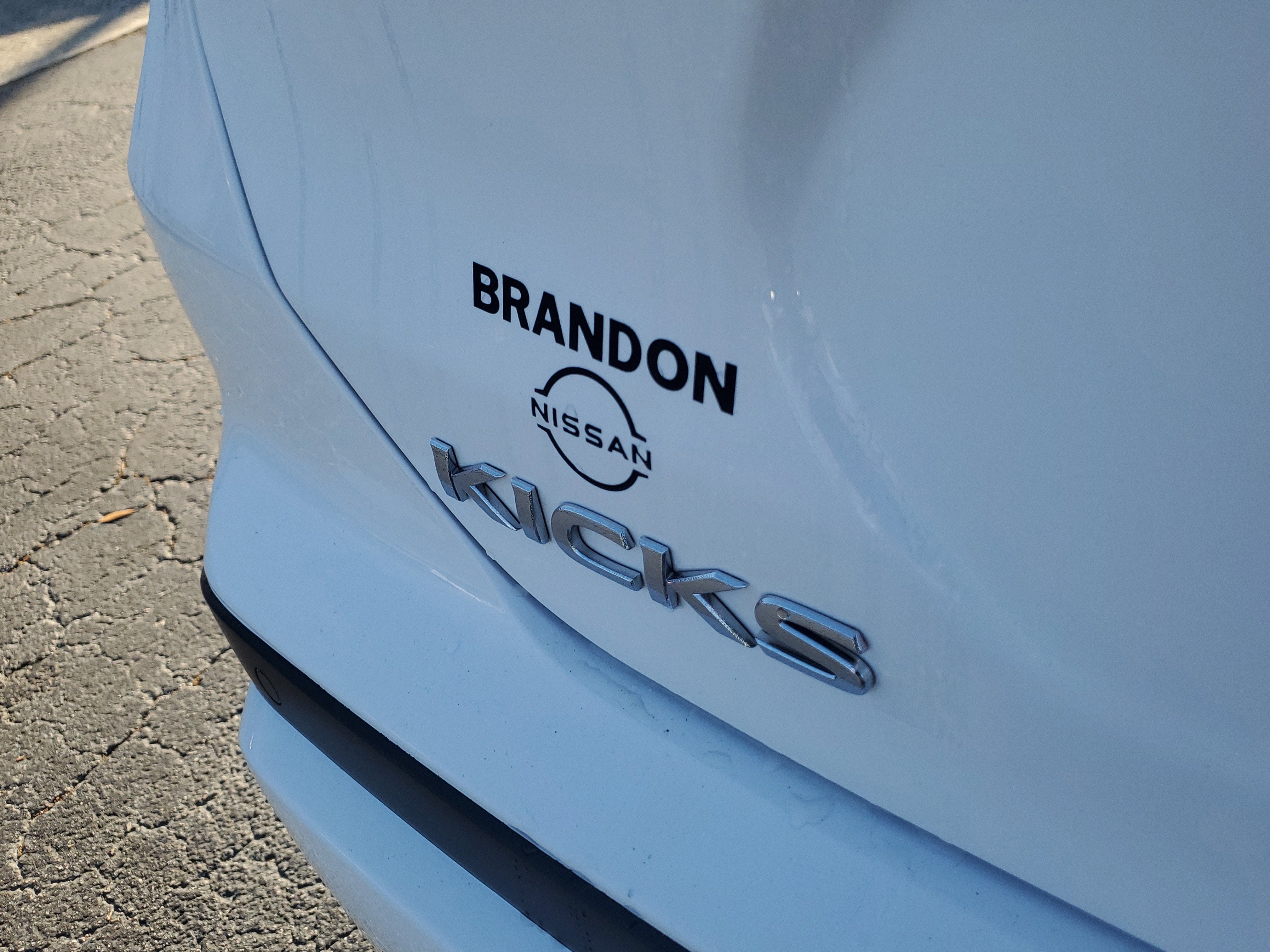 2024 Nissan Kicks S