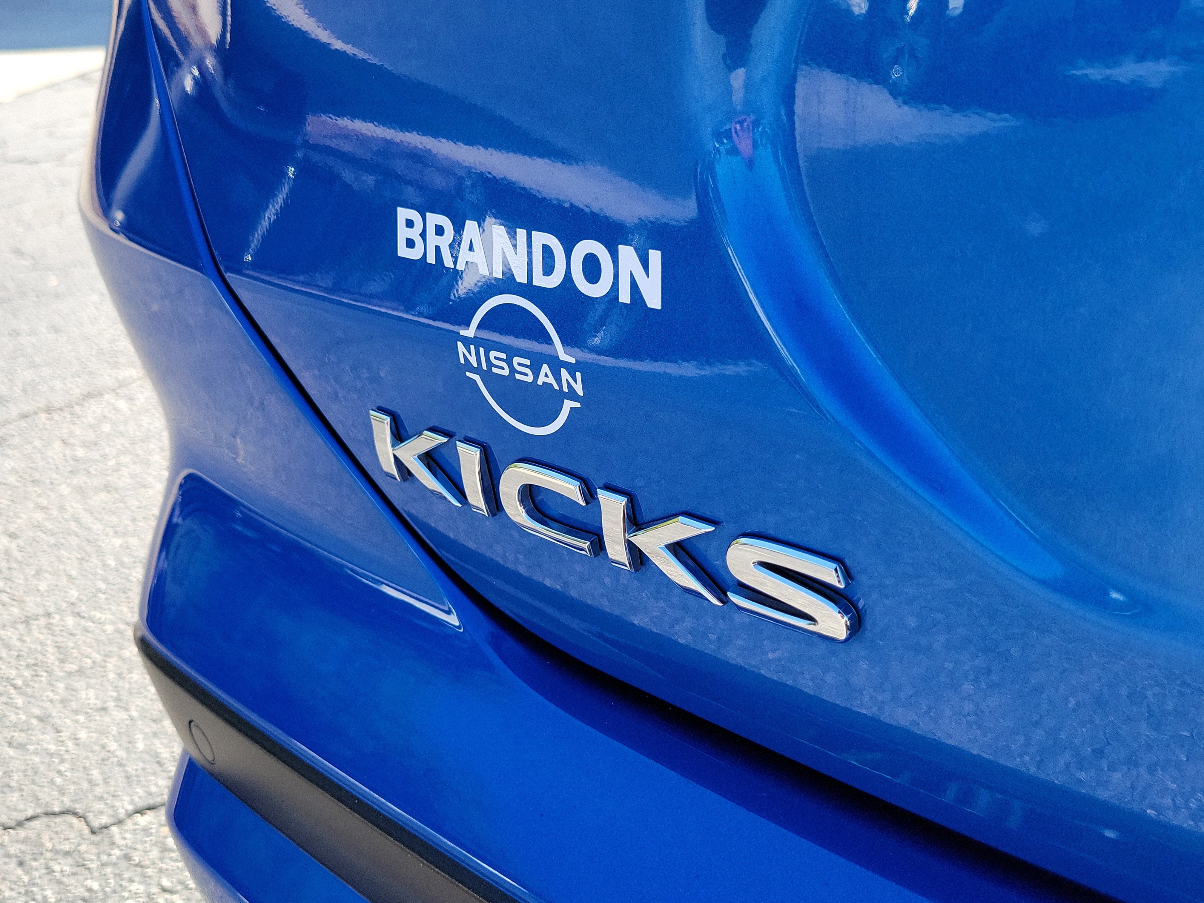 2024 Nissan Kicks S