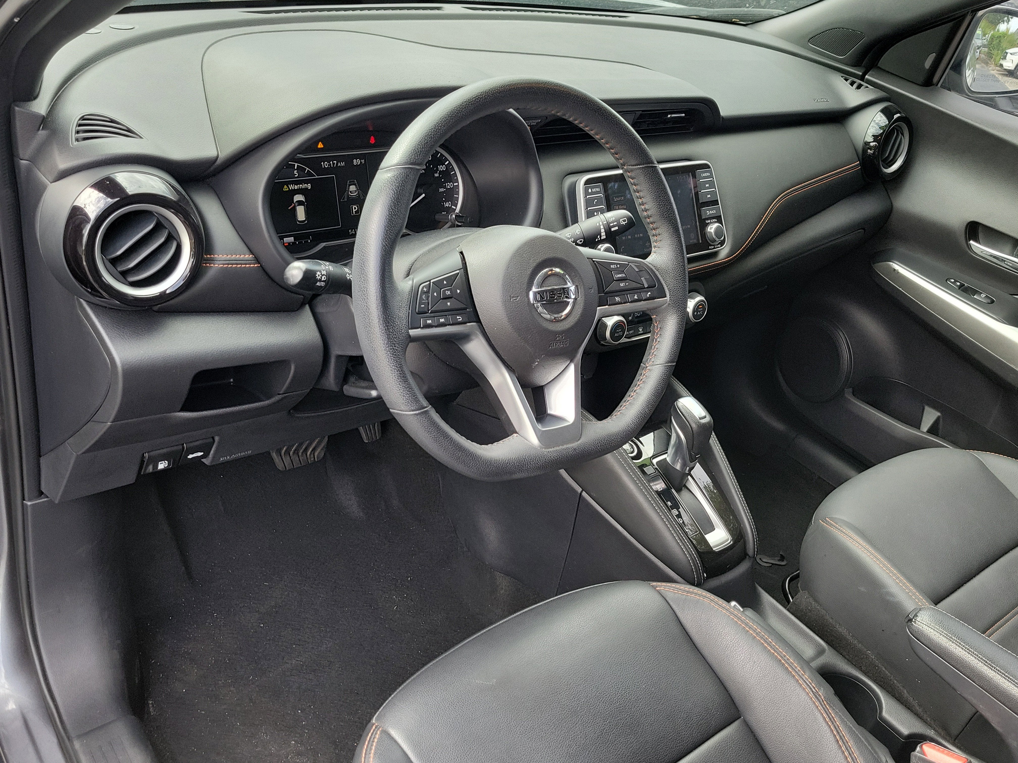 2020 Nissan Kicks SR