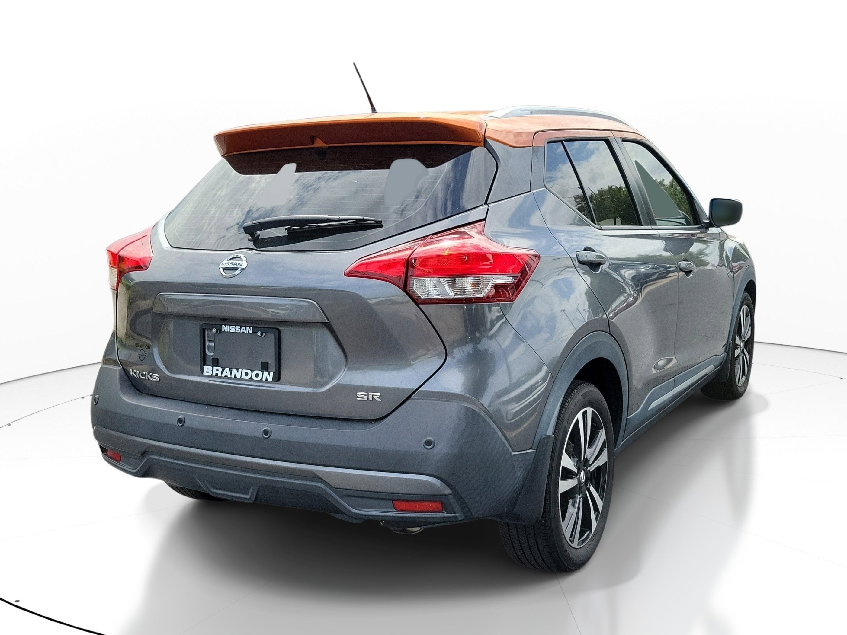 2020 Nissan Kicks SR