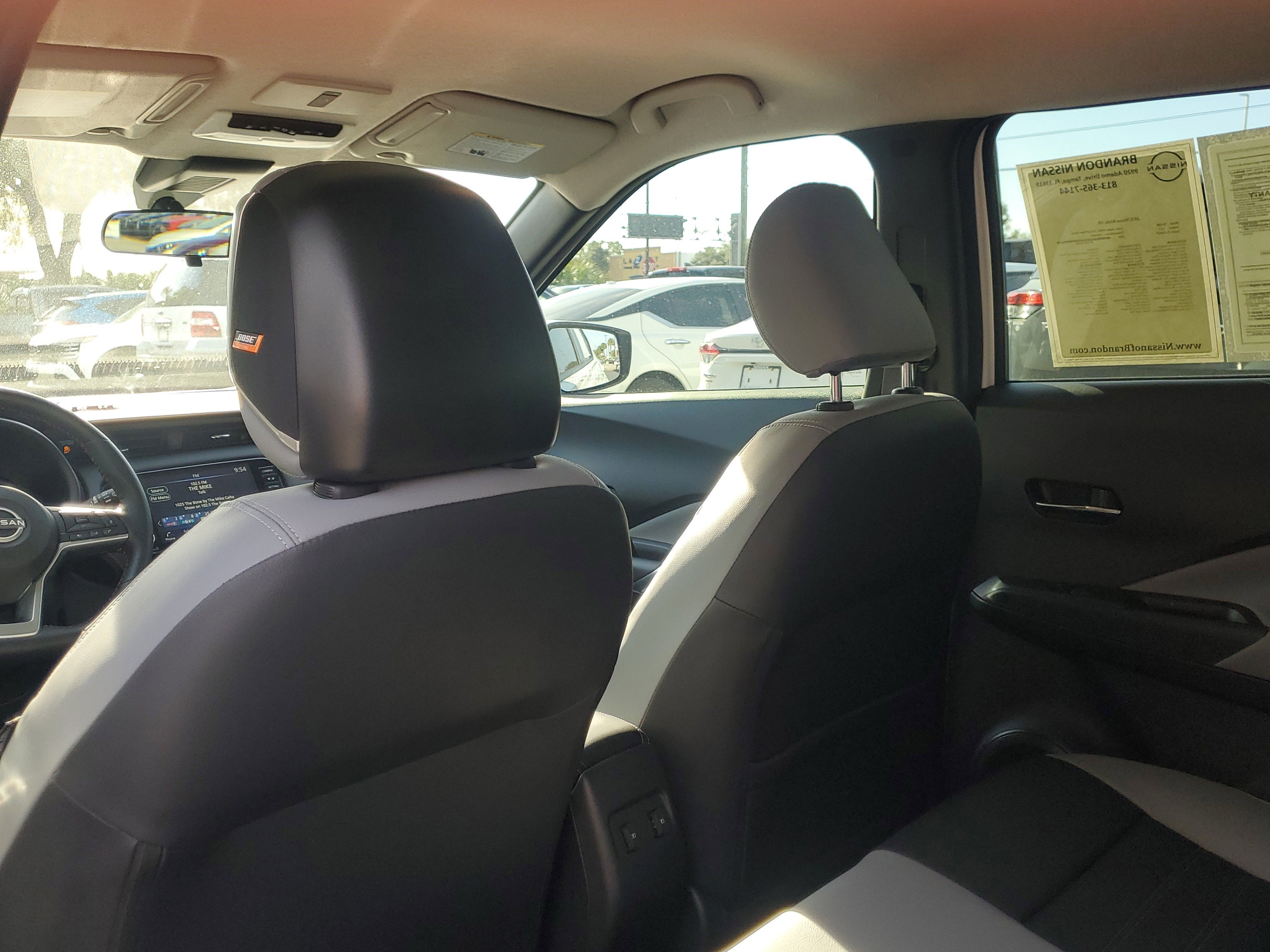 2022 Nissan Kicks SR