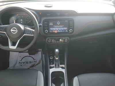 2022 Nissan Kicks SR