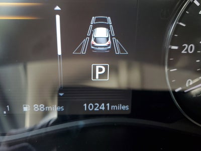 2022 Nissan Kicks SR