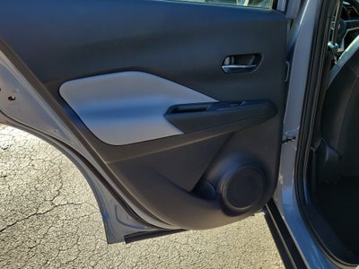 2021 Nissan Kicks SR