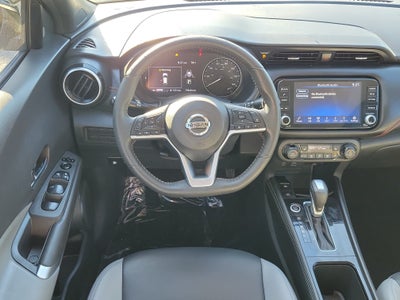 2021 Nissan Kicks SR