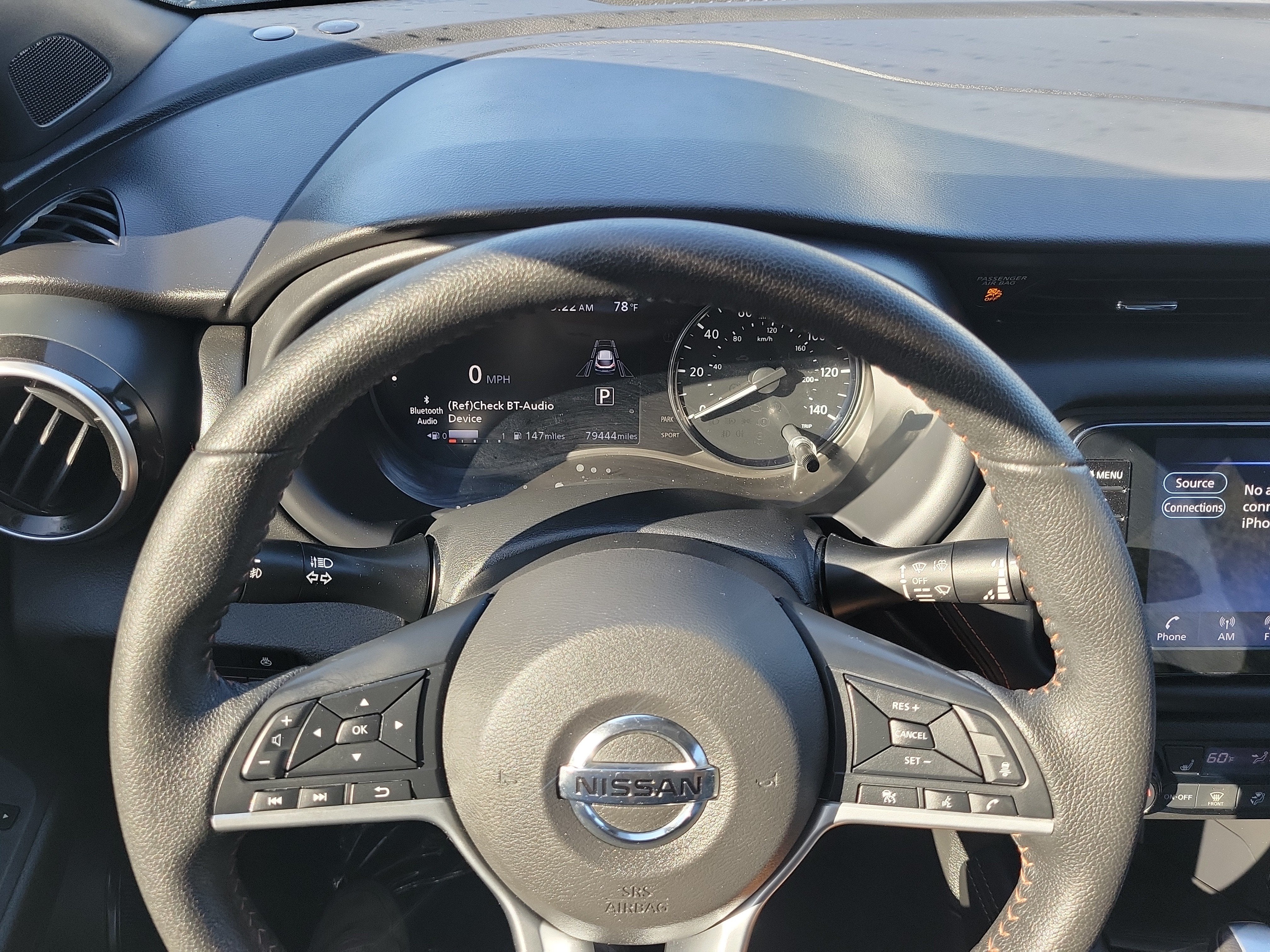 2021 Nissan Kicks SR