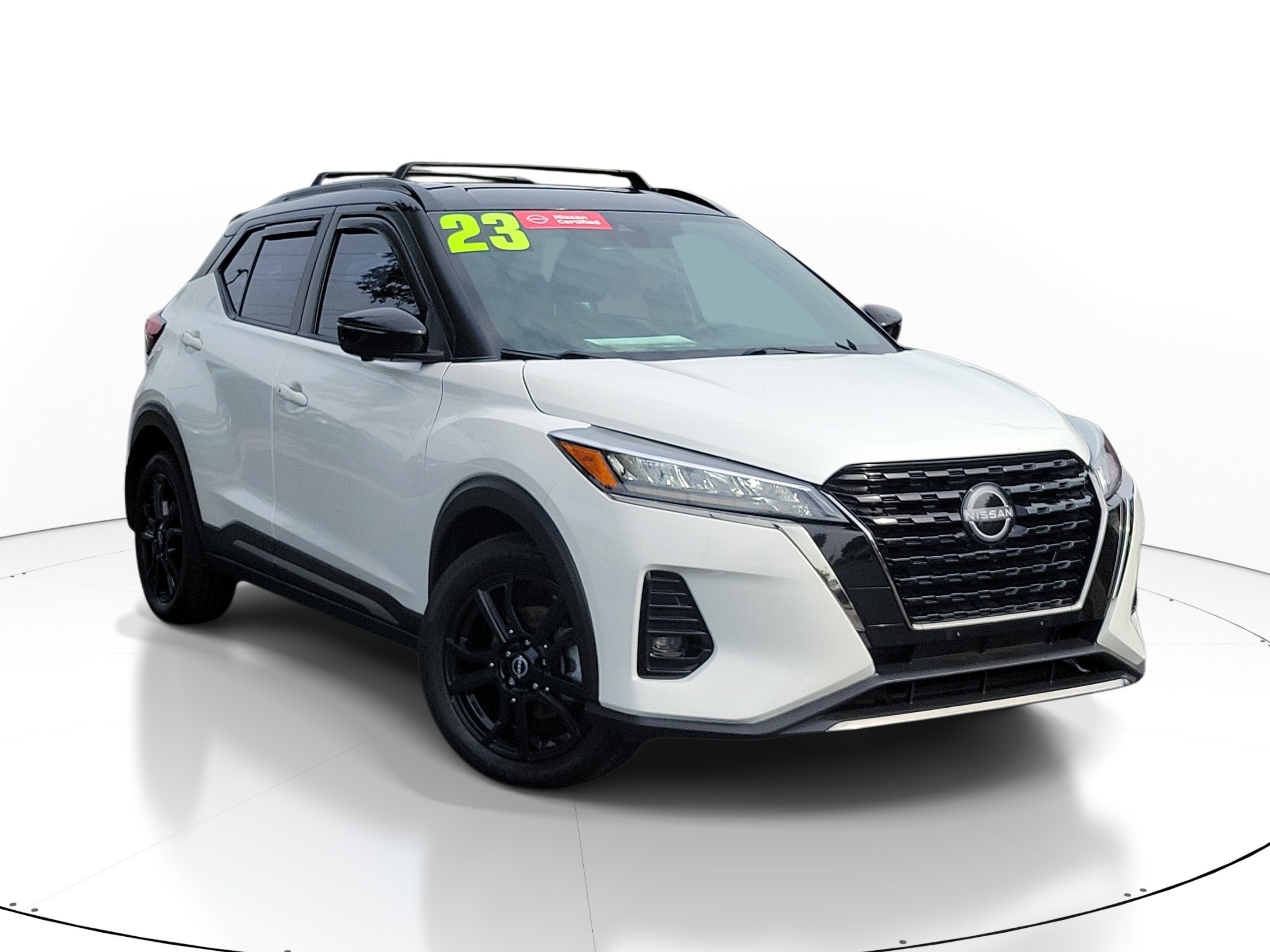 2023 Nissan Kicks SR