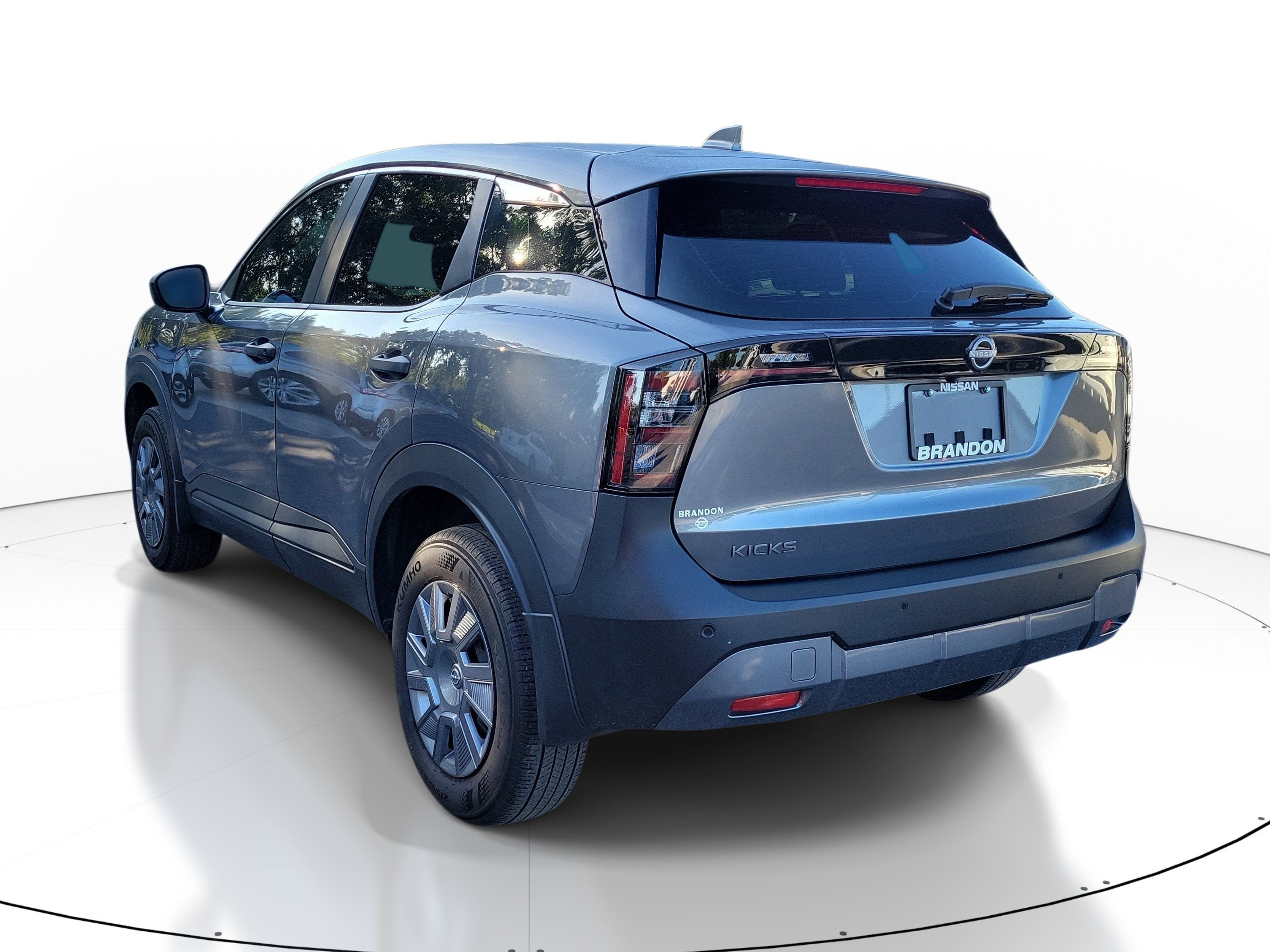 2025 Nissan Kicks S