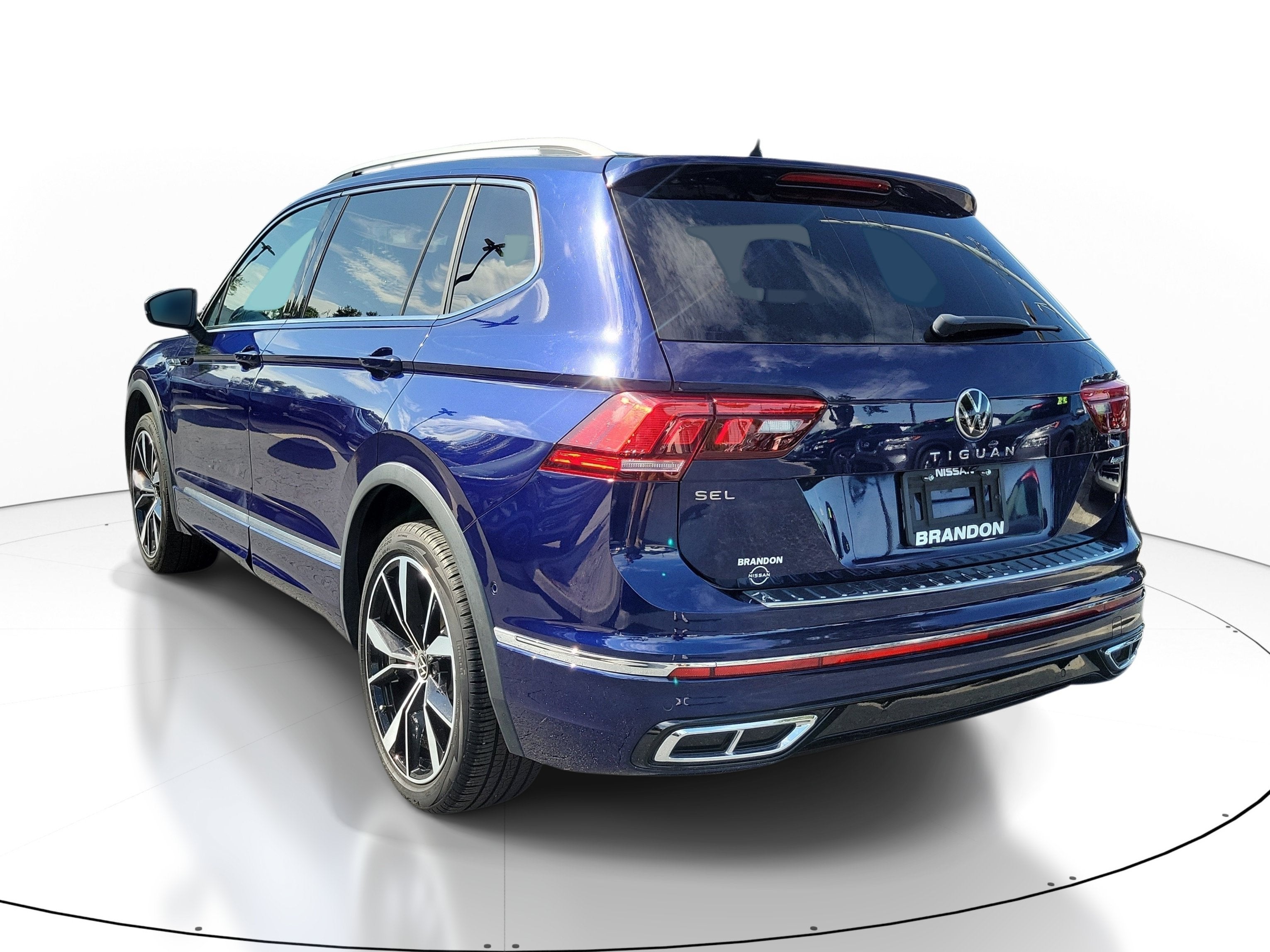 2022 Volkswagen Tiguan SEL R-Line