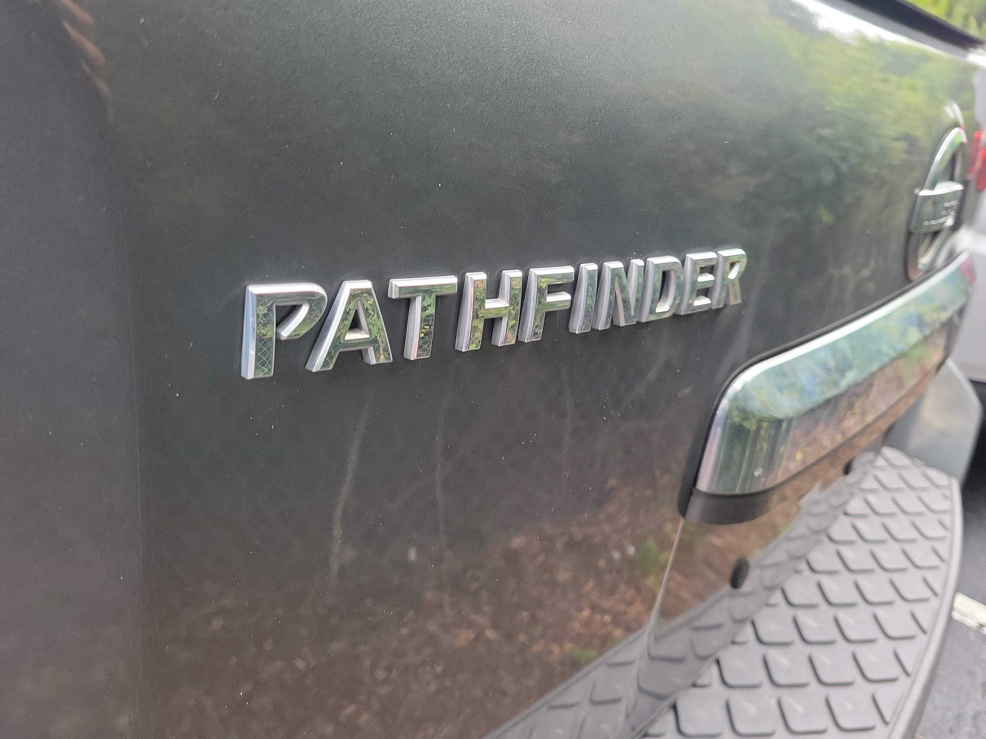2009 Nissan Pathfinder S