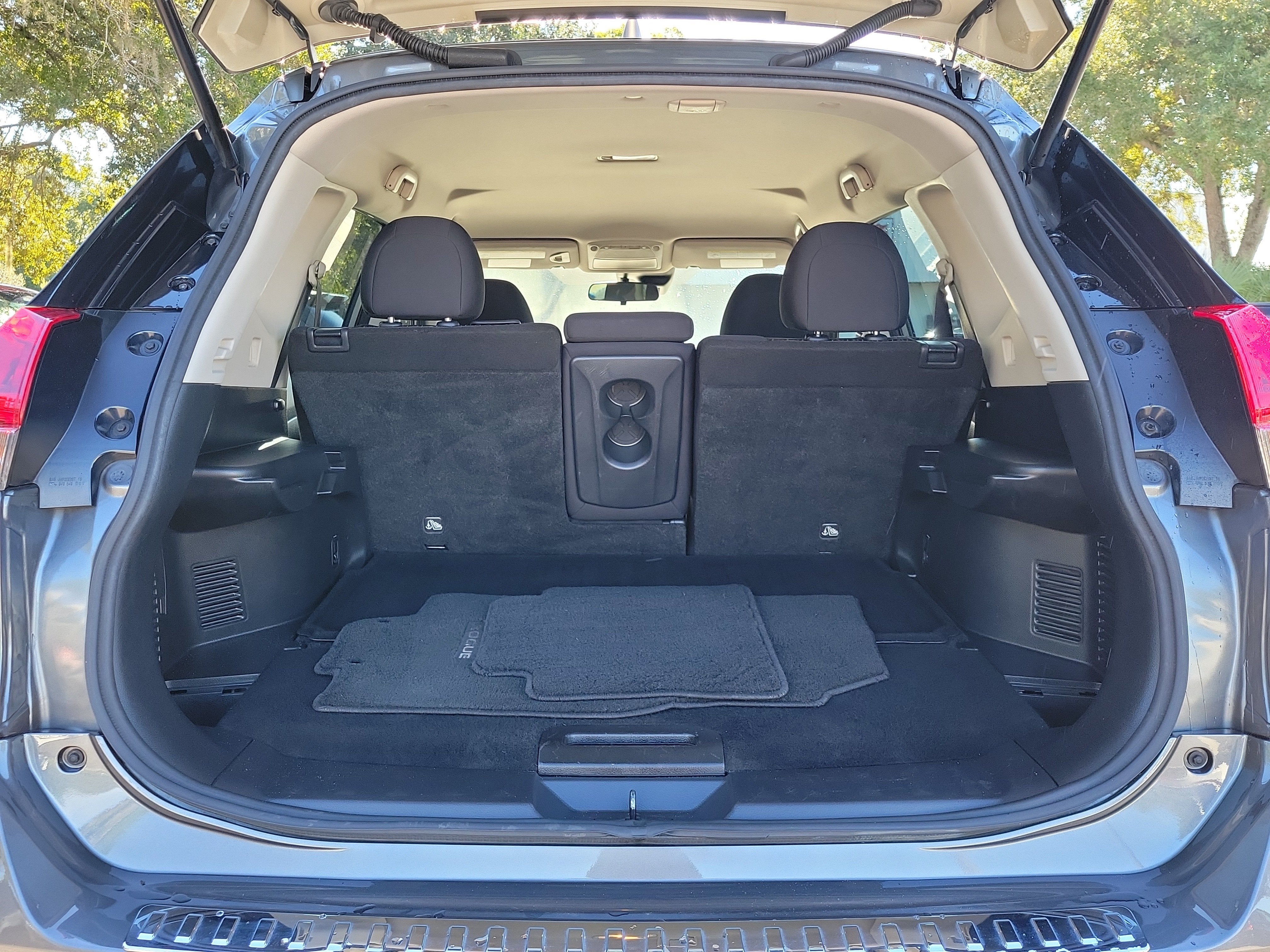 2020 Nissan Rogue S