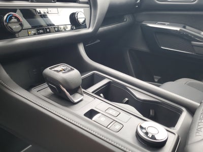 2025 Nissan Pathfinder S