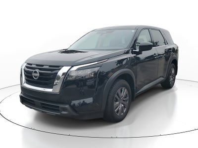 2025 Nissan Pathfinder S