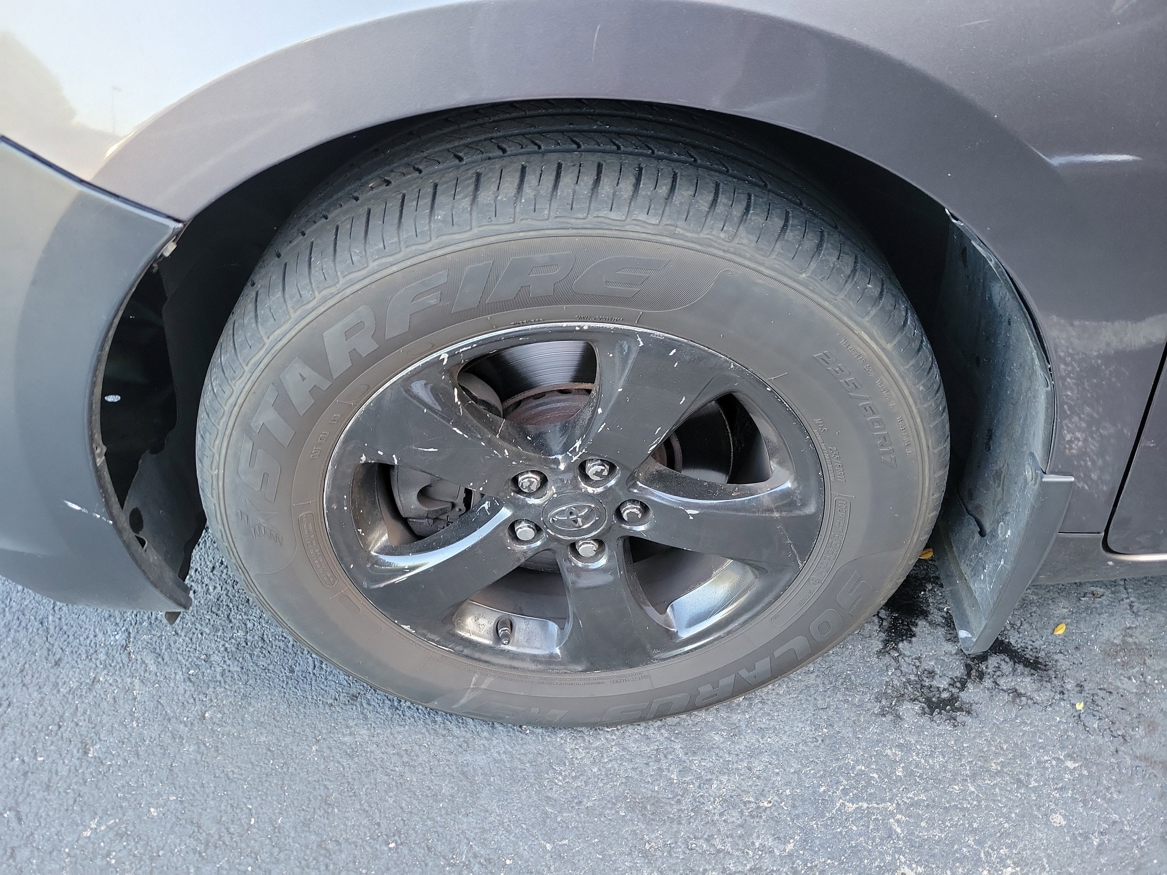 2011 Toyota Sienna LE AAS